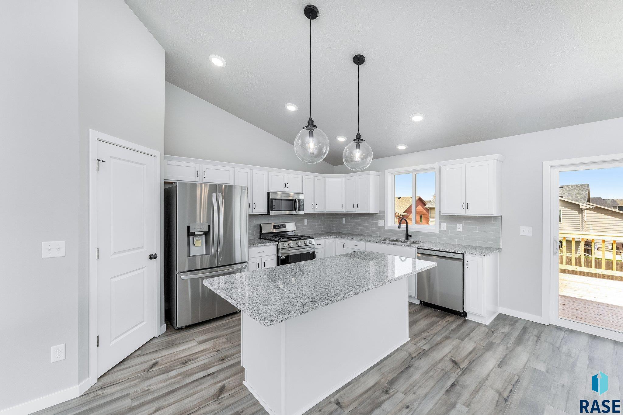 5937 S Coneflower Ave Avenue, Sioux Falls, South Dakota image 2
