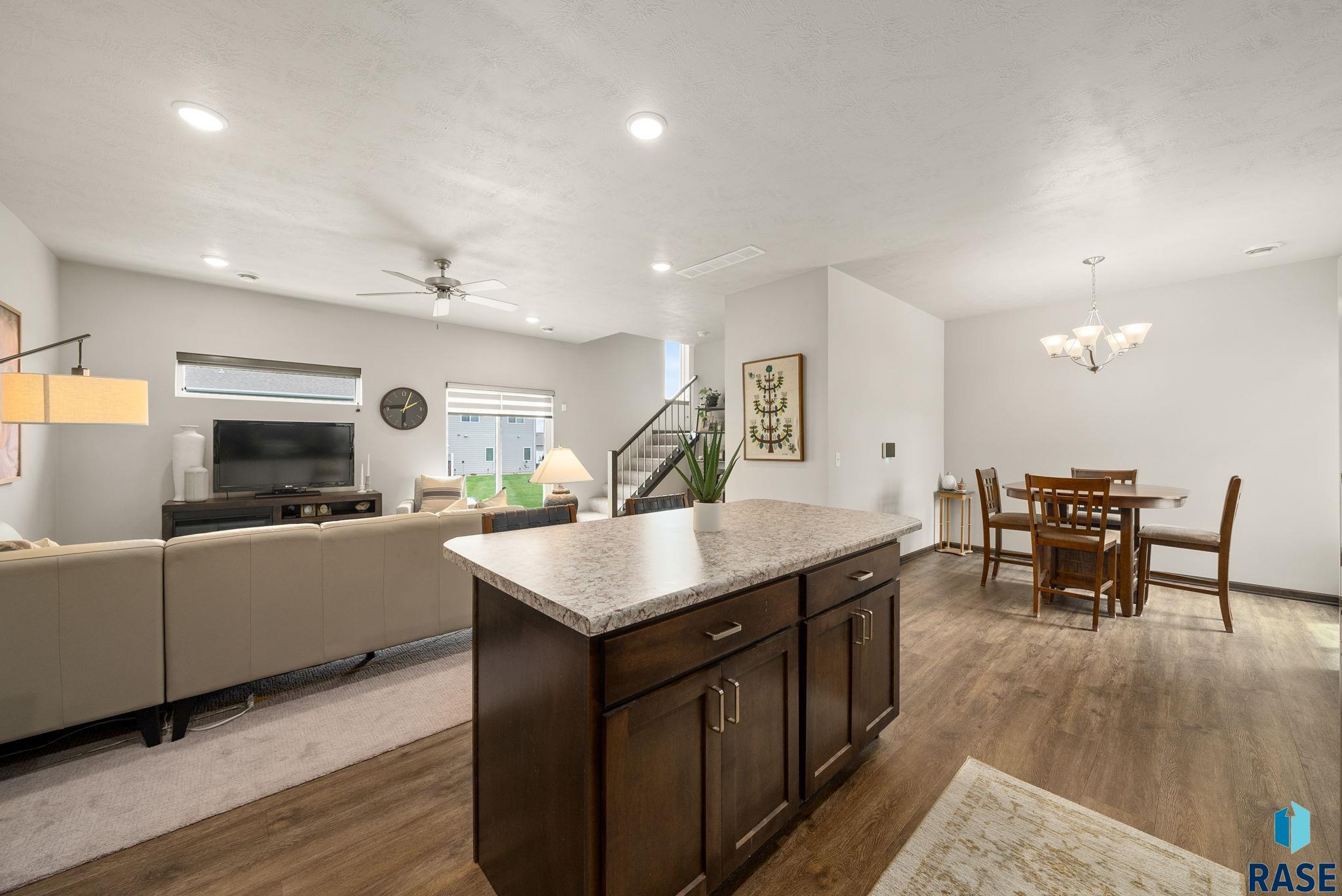 9054 W Ark Pl Place, Sioux Falls, South Dakota image 9