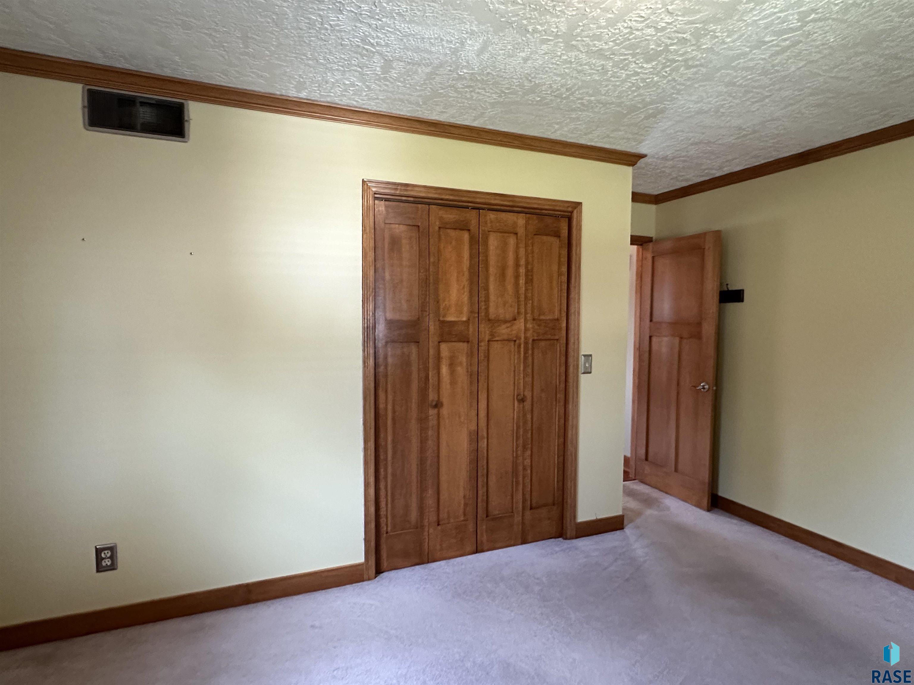 1113 Elm Cv Cove, Luverne, Minnesota image 15