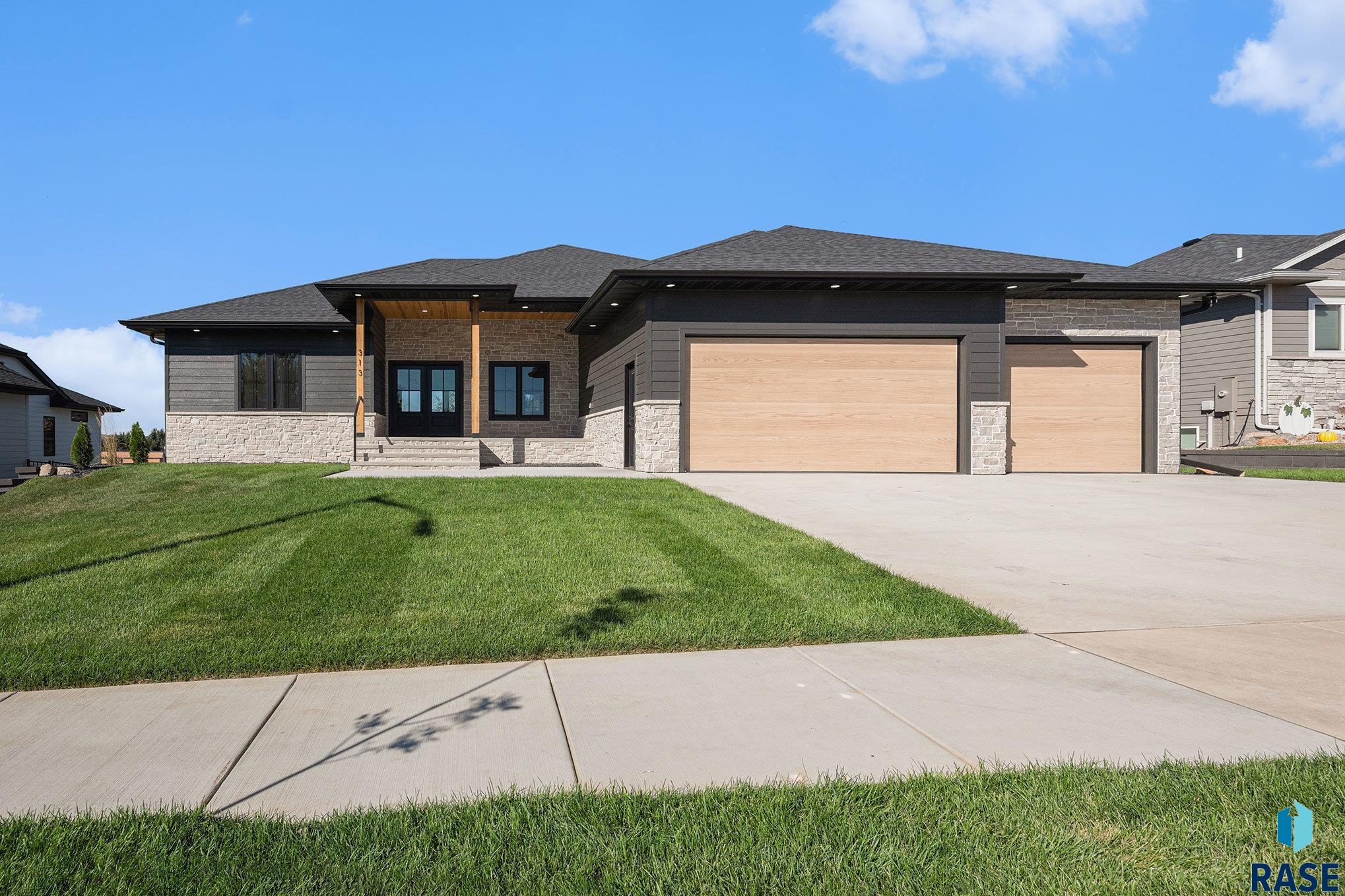 313 Red Spruce Ave Avenue, Sioux Falls, South Dakota image 3