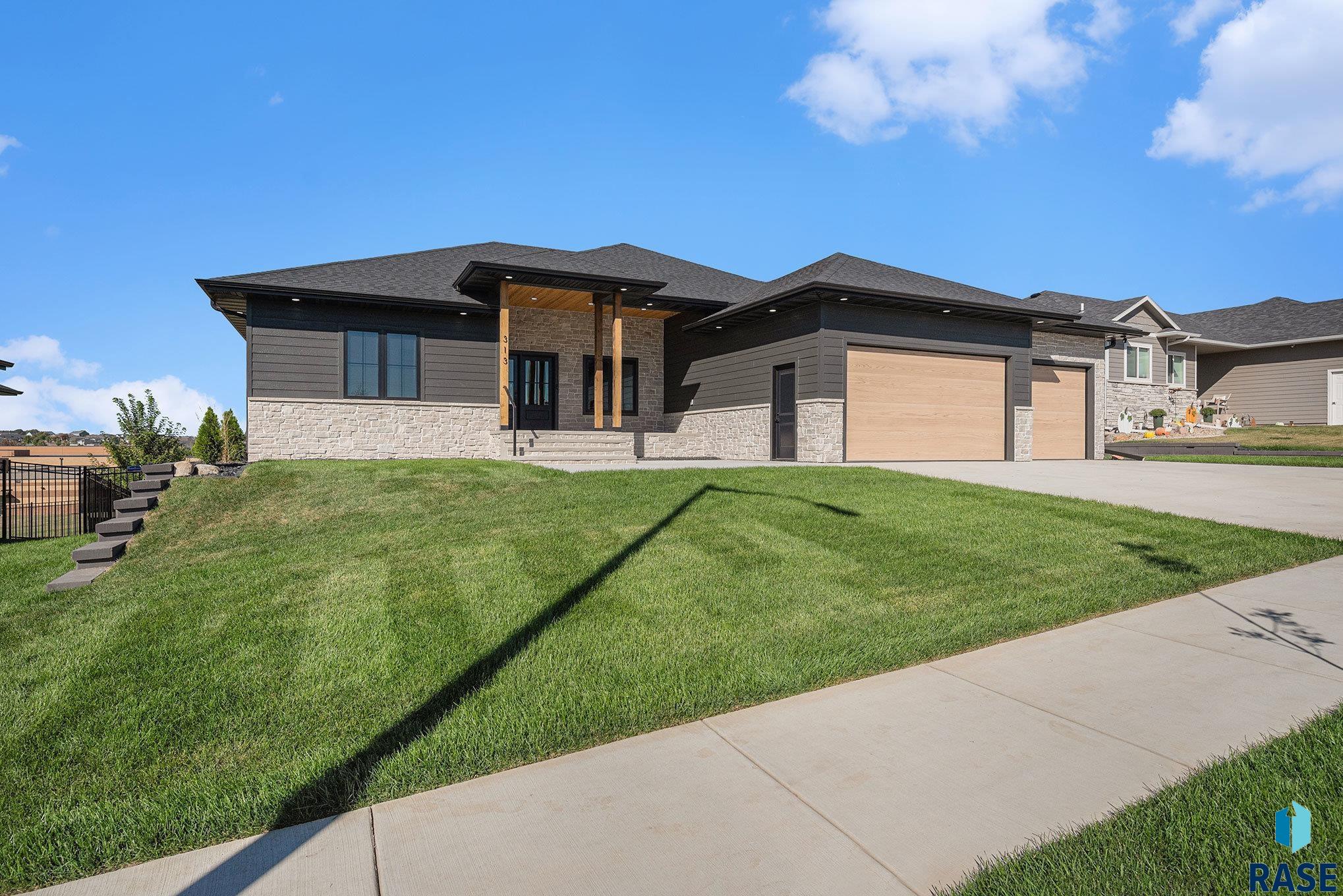 313 Red Spruce Ave Avenue, Sioux Falls, South Dakota image 4