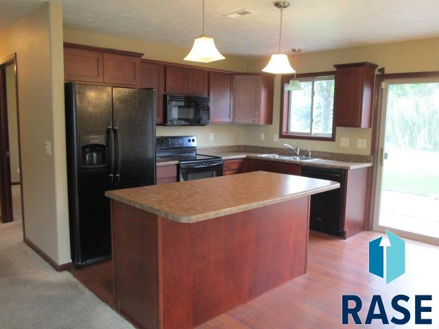 6401 S Santa Rosa Cir Circle #D, Sioux Falls, South Dakota image 5