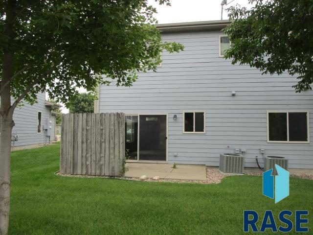 6401 S Santa Rosa Cir Circle #D, Sioux Falls, South Dakota image 4