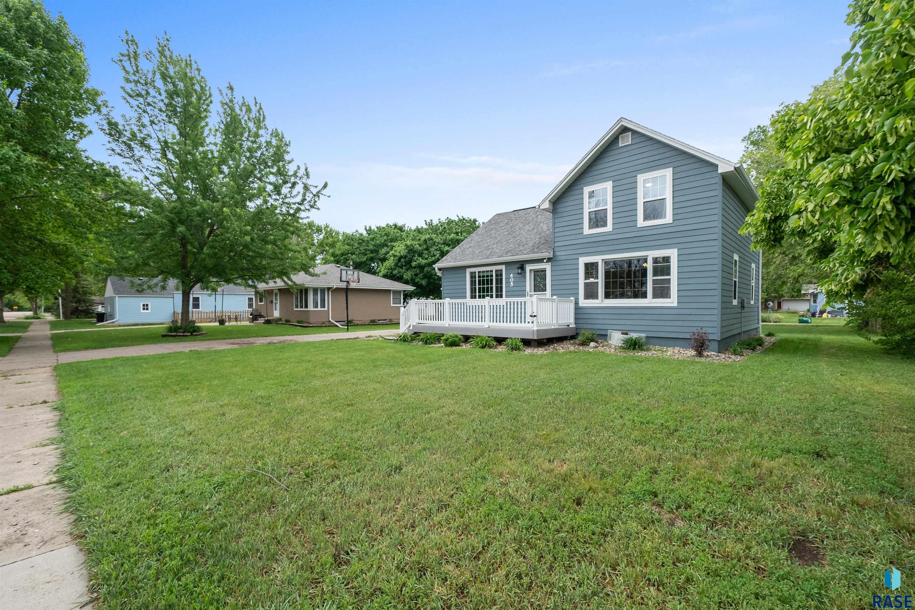 405 S 2nd St Street, Beresford, South Dakota image 3