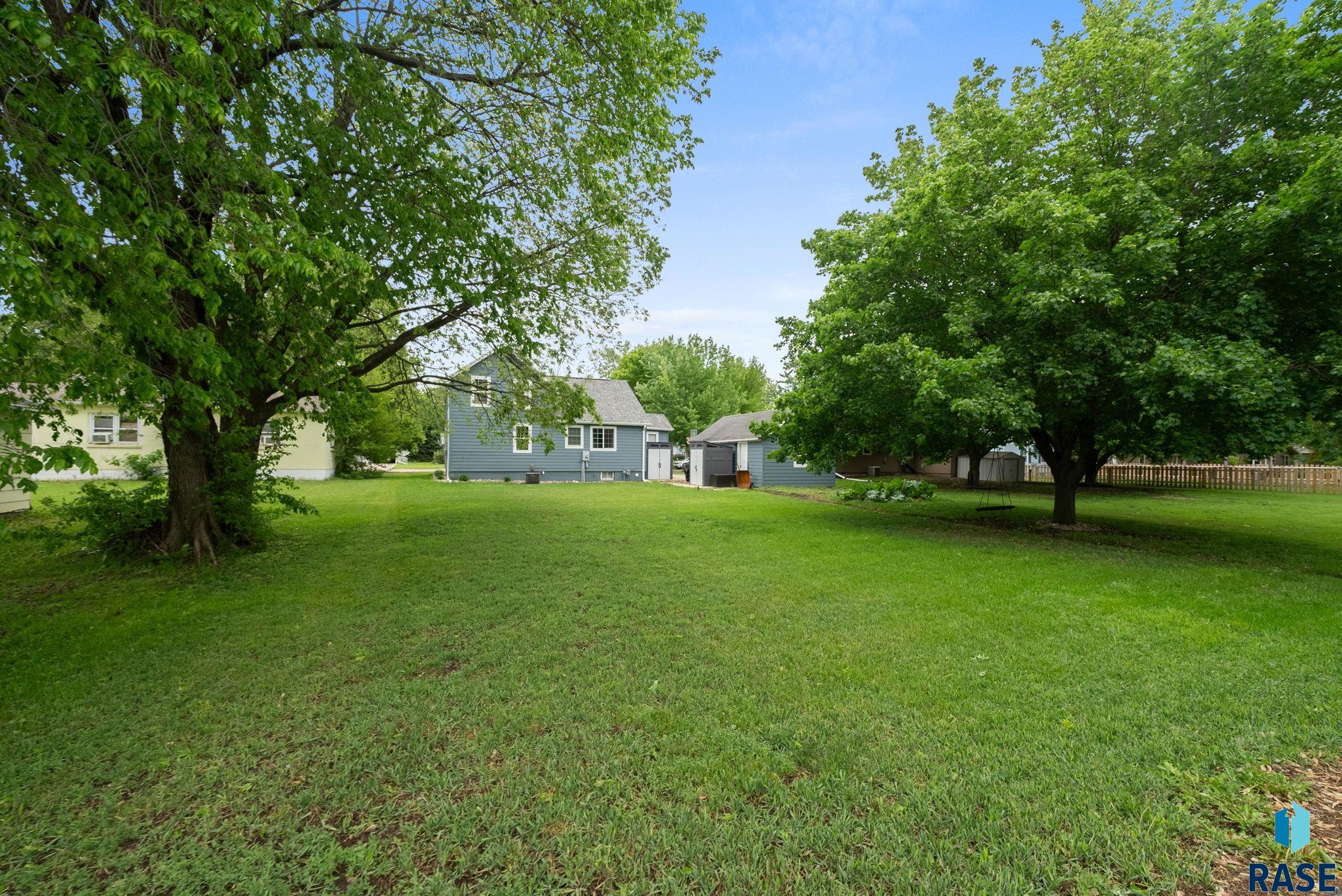 405 S 2nd St Street, Beresford, South Dakota image 44