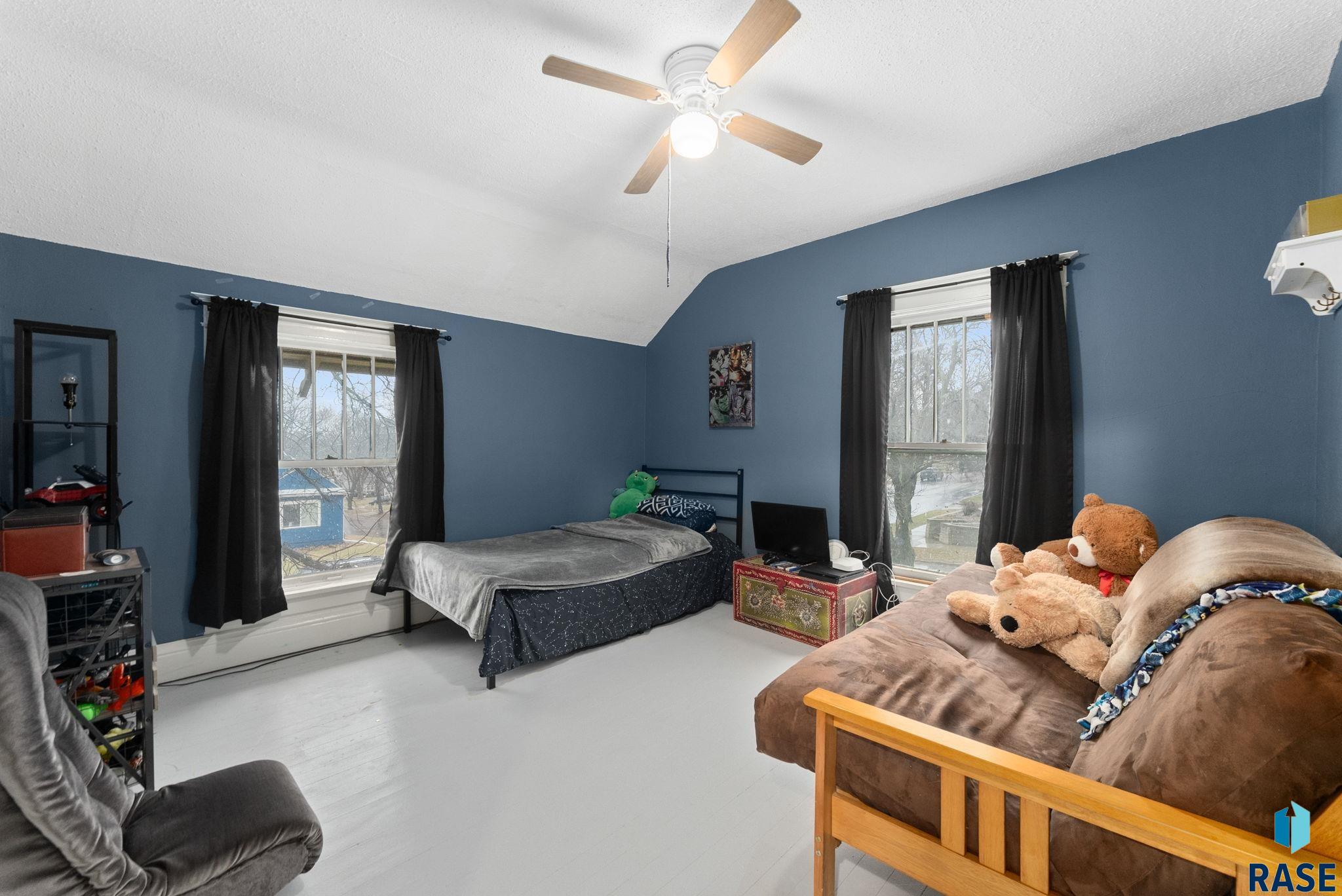 1111 W 15th St Street, Sioux Falls, South Dakota image 34