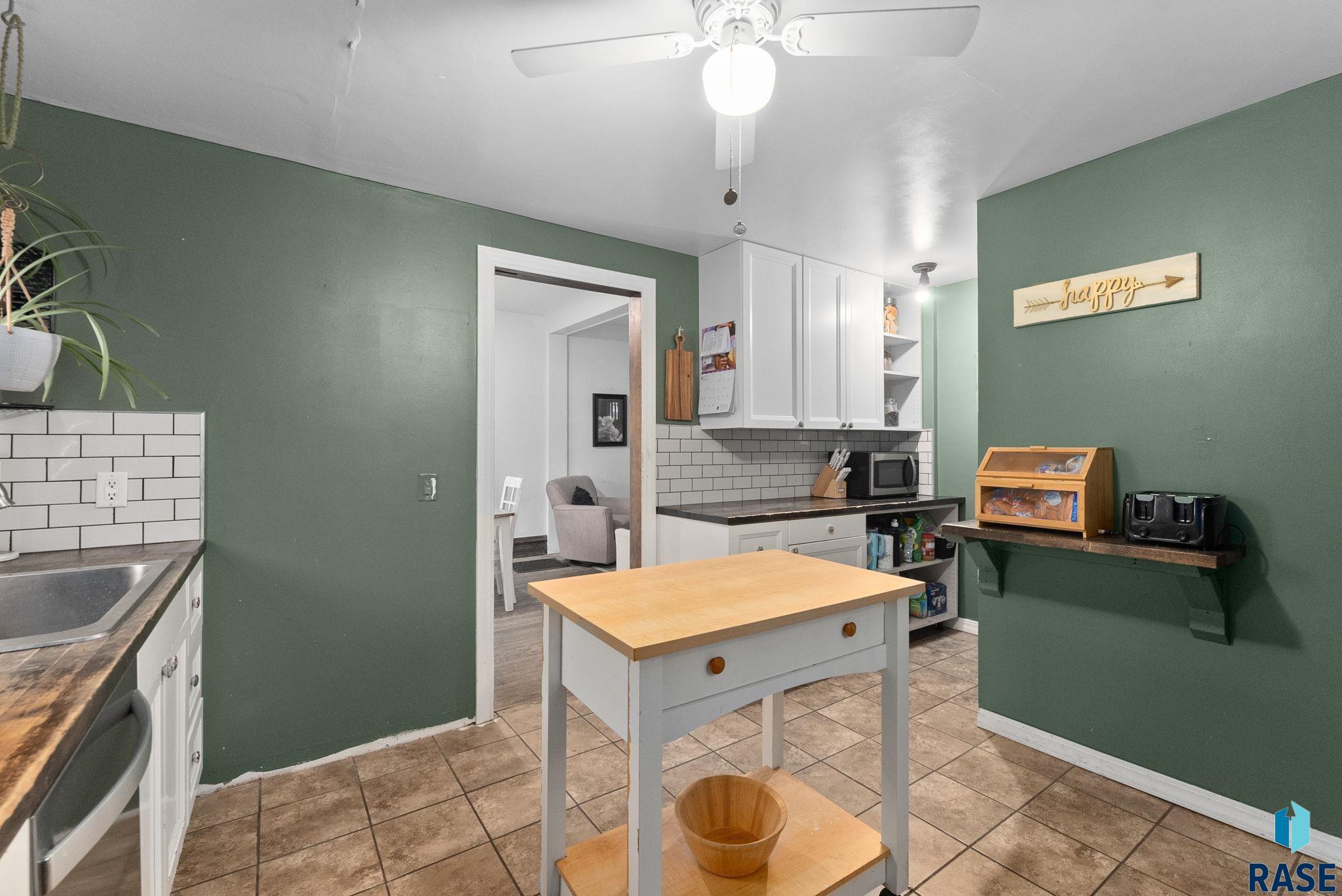 1111 W 15th St Street, Sioux Falls, South Dakota image 21
