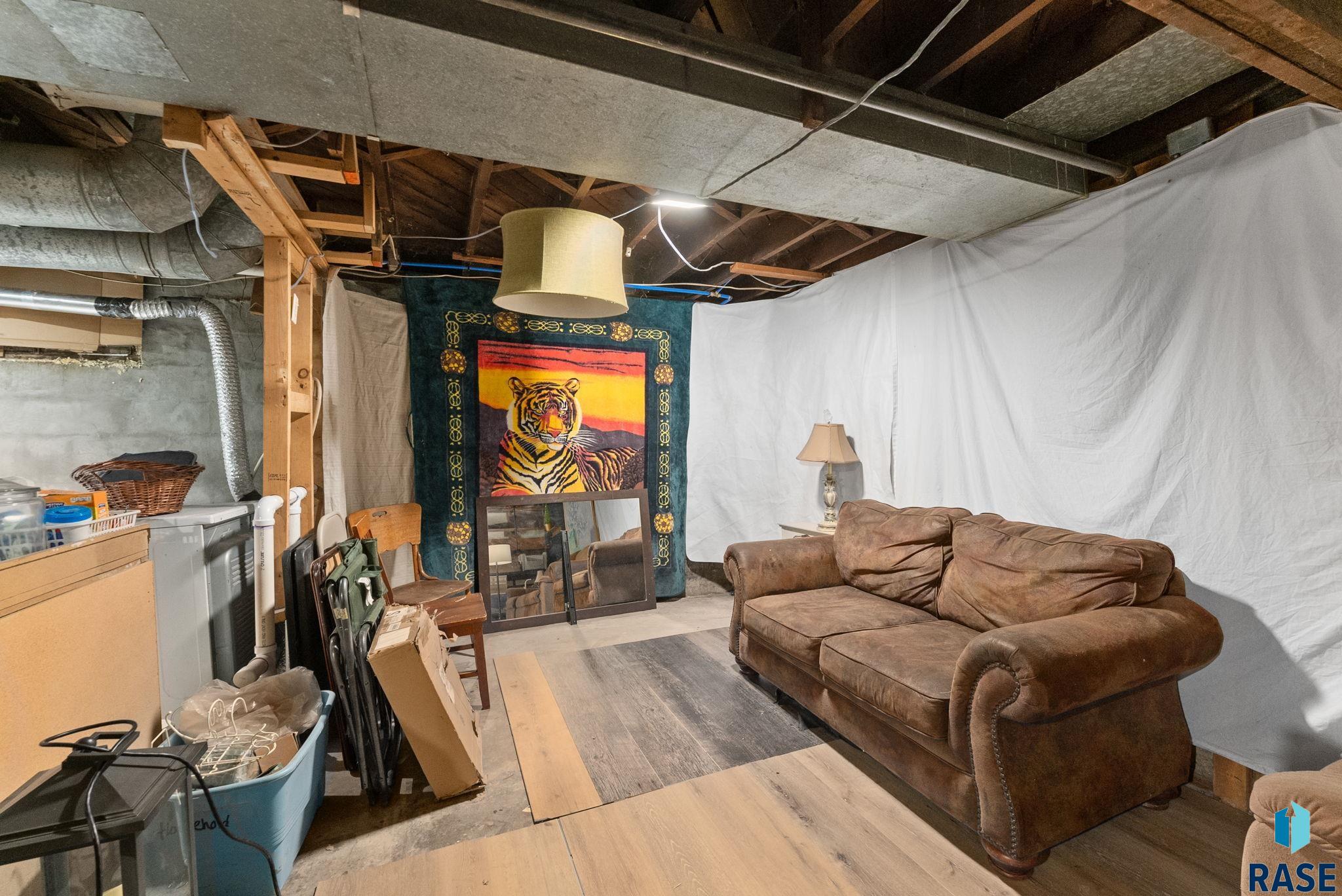 1111 W 15th St Street, Sioux Falls, South Dakota image 39