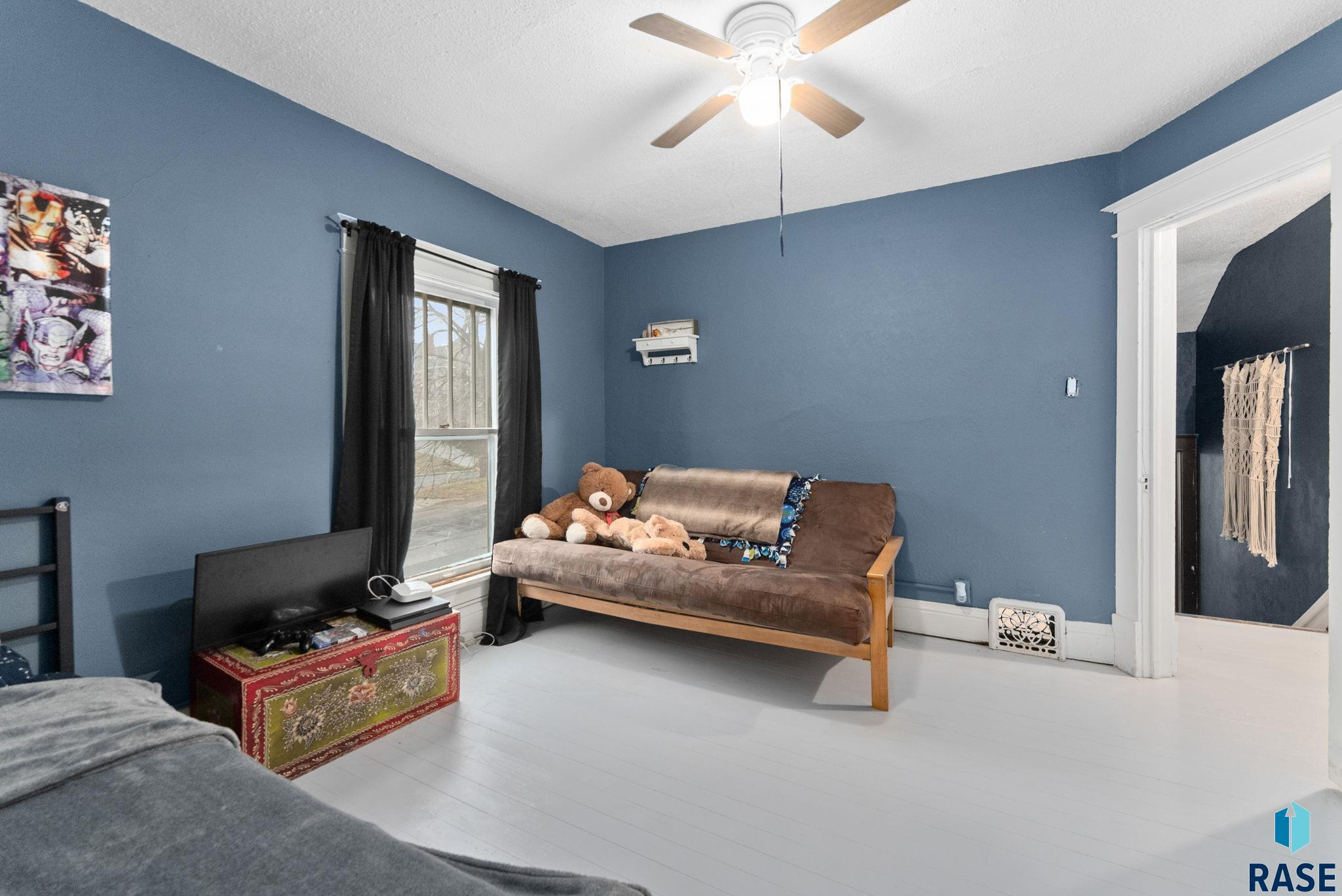 1111 W 15th St Street, Sioux Falls, South Dakota image 32