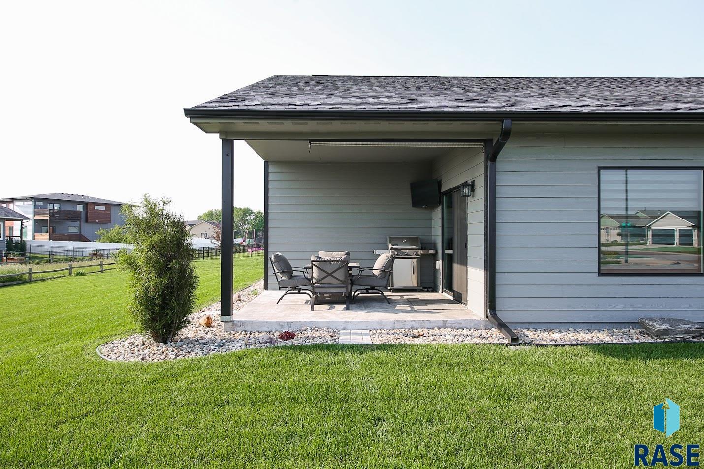 150 Devitt Dr Drive, Harrisburg, South Dakota image 3