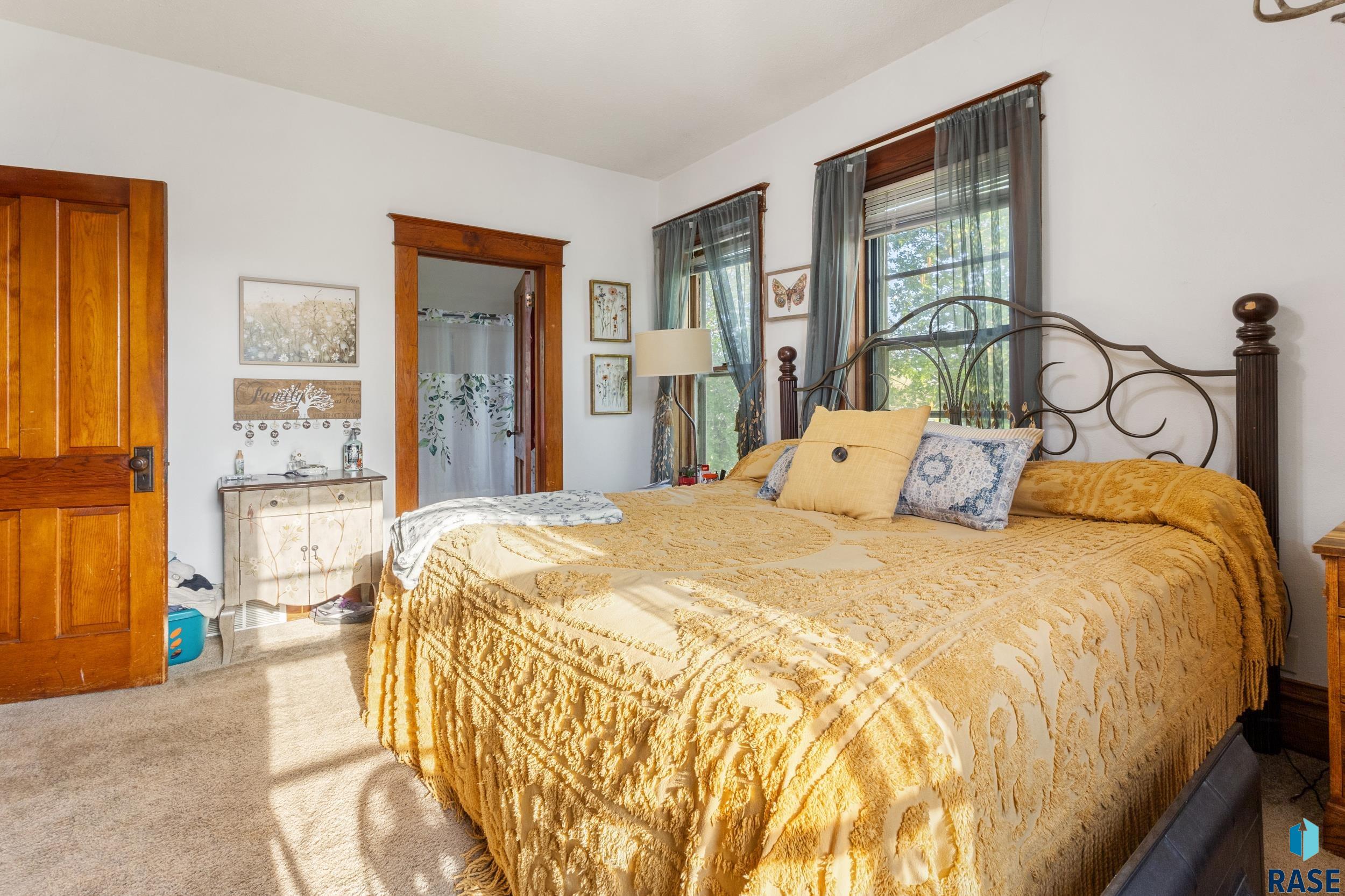 802 W 3rd St Street, Canton, New Jersey image 16