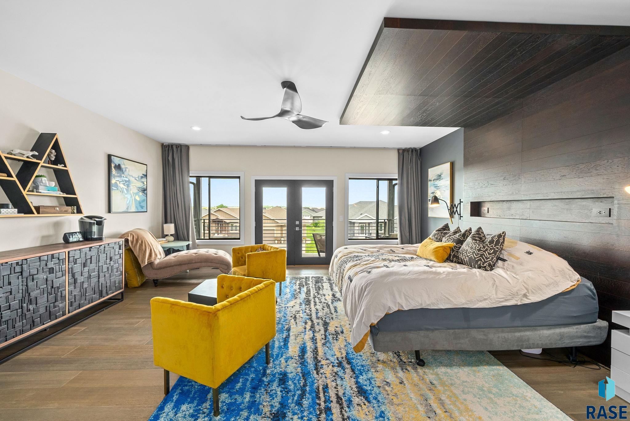 Sioux Falls, South Dakota 57107, United States, 4 Bedrooms Bedrooms, ,3 BathroomsBathrooms,Residential,Active,219212