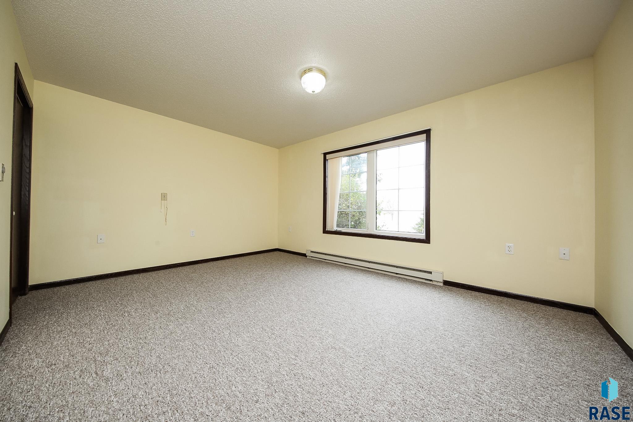 Pipestone, Minnesota 56164, United States, ,Commercial,Active,37771