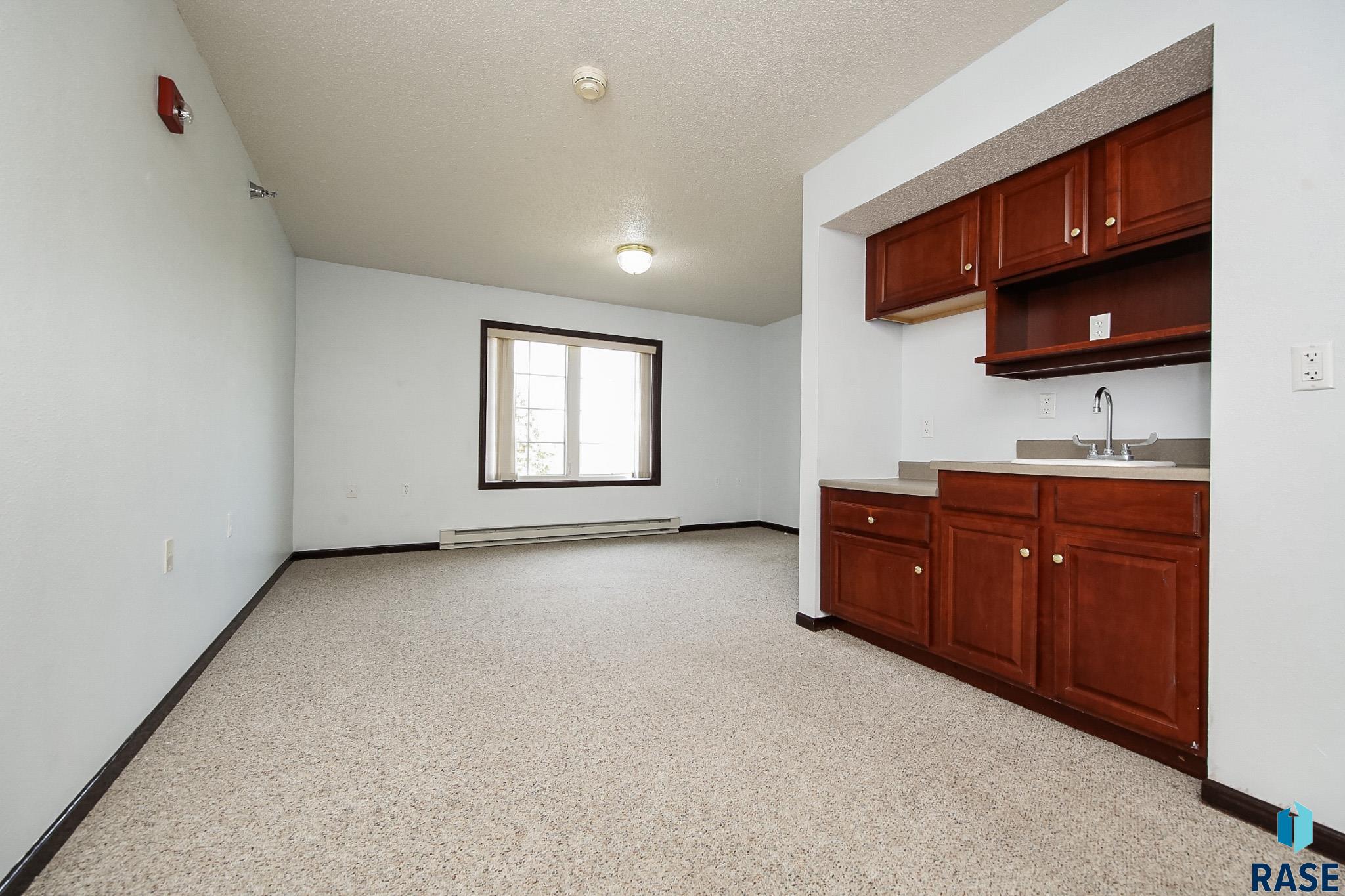 Pipestone, Minnesota 56164, United States, ,Commercial,Active,37771