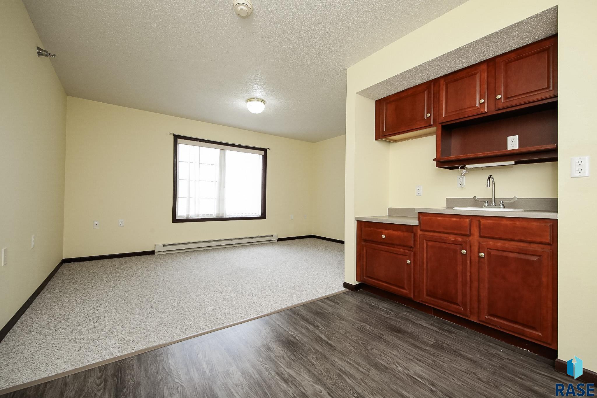 Pipestone, Minnesota 56164, United States, ,Commercial,Active,37771