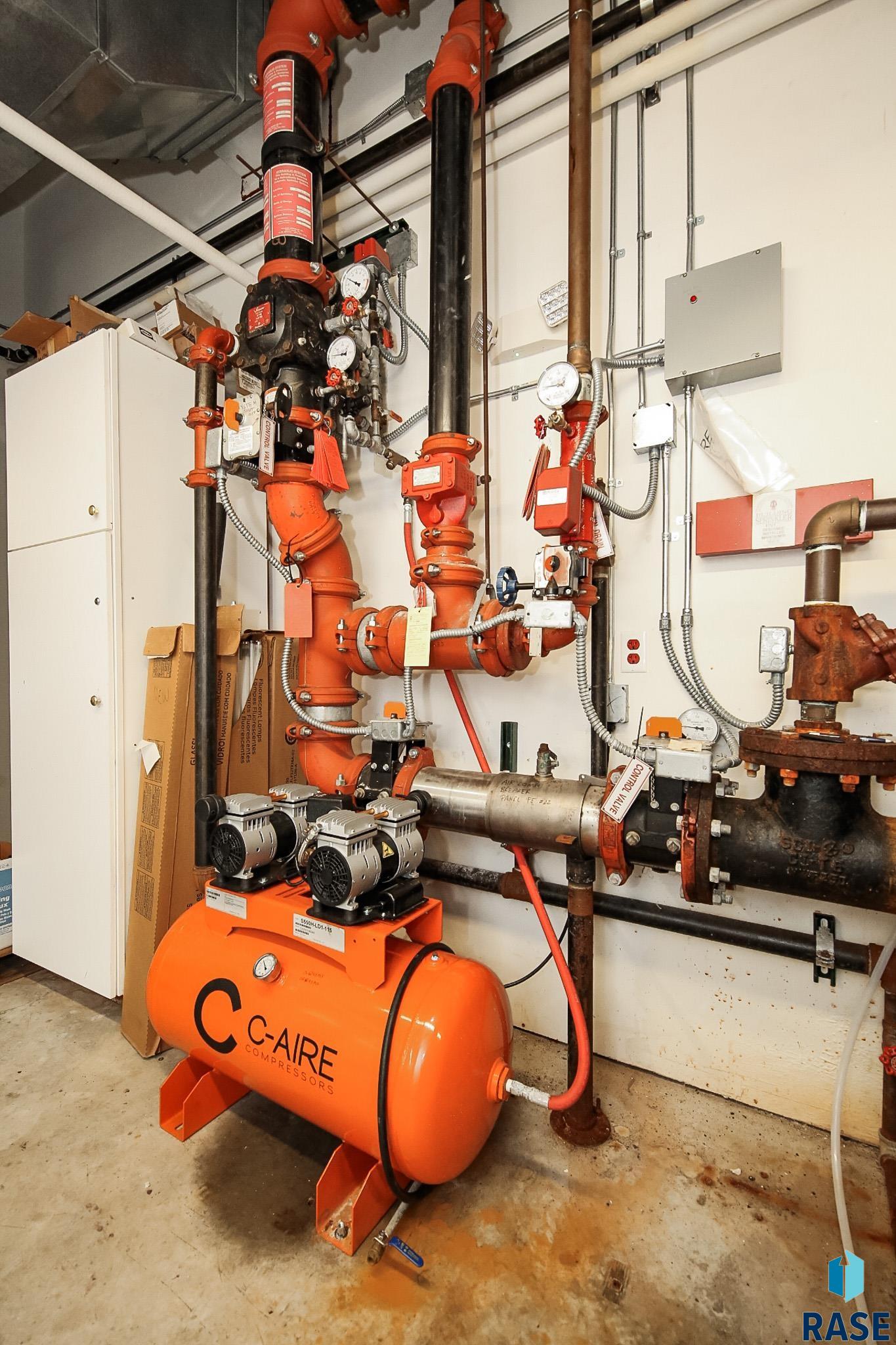 Pipestone, Minnesota 56164, United States, ,Commercial,Active,37771