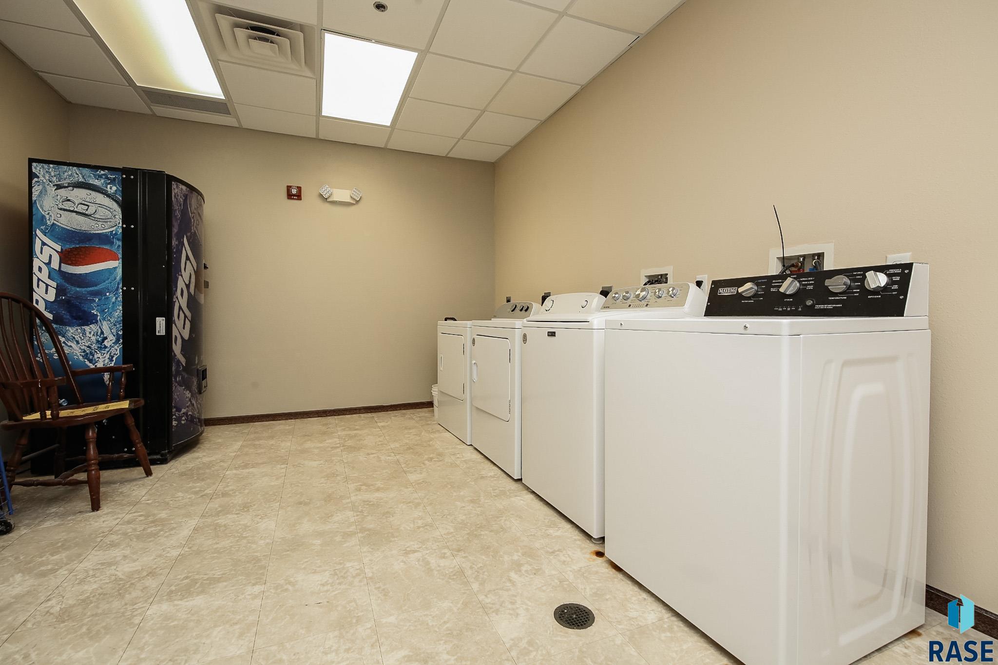 Pipestone, Minnesota 56164, United States, ,Commercial,Active,37771