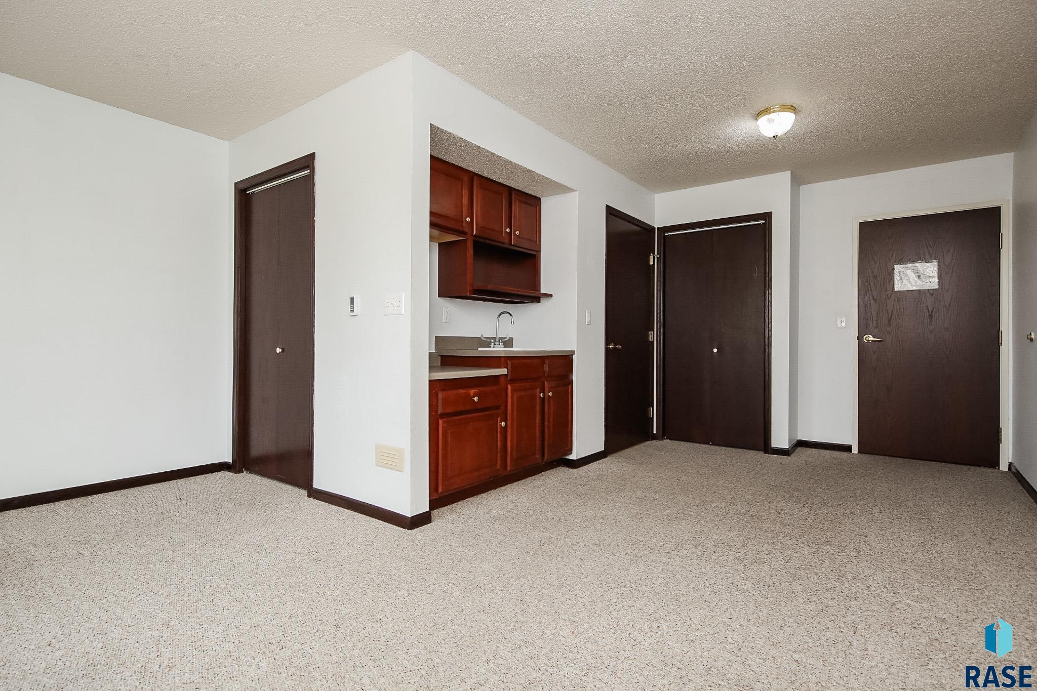 Pipestone, Minnesota 56164, United States, ,Commercial,Active,37771