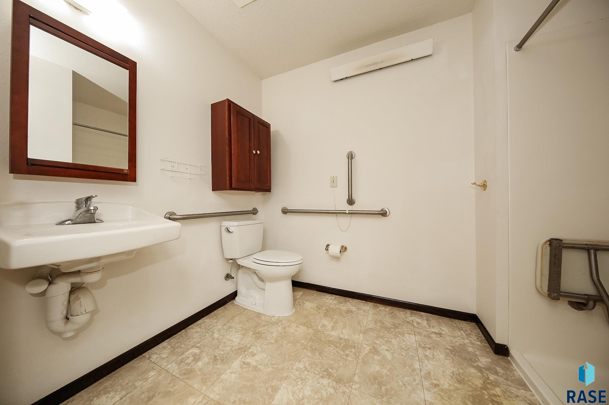 Pipestone, Minnesota 56164, United States, ,Commercial,Active,37771