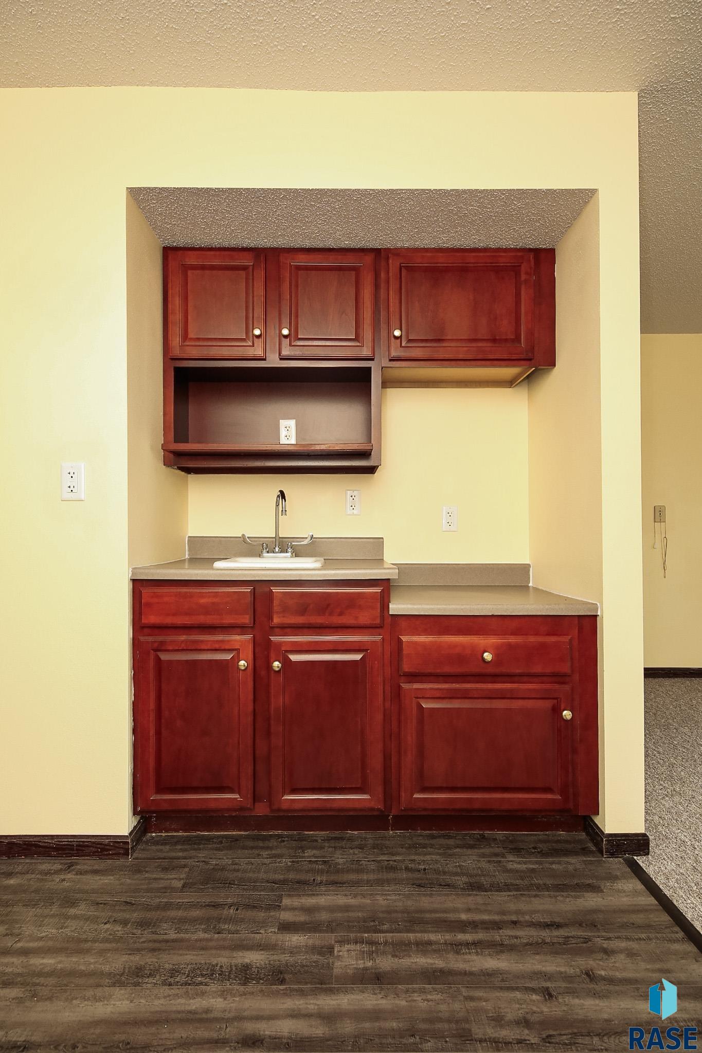 Pipestone, Minnesota 56164, United States, ,Commercial,Active,37771