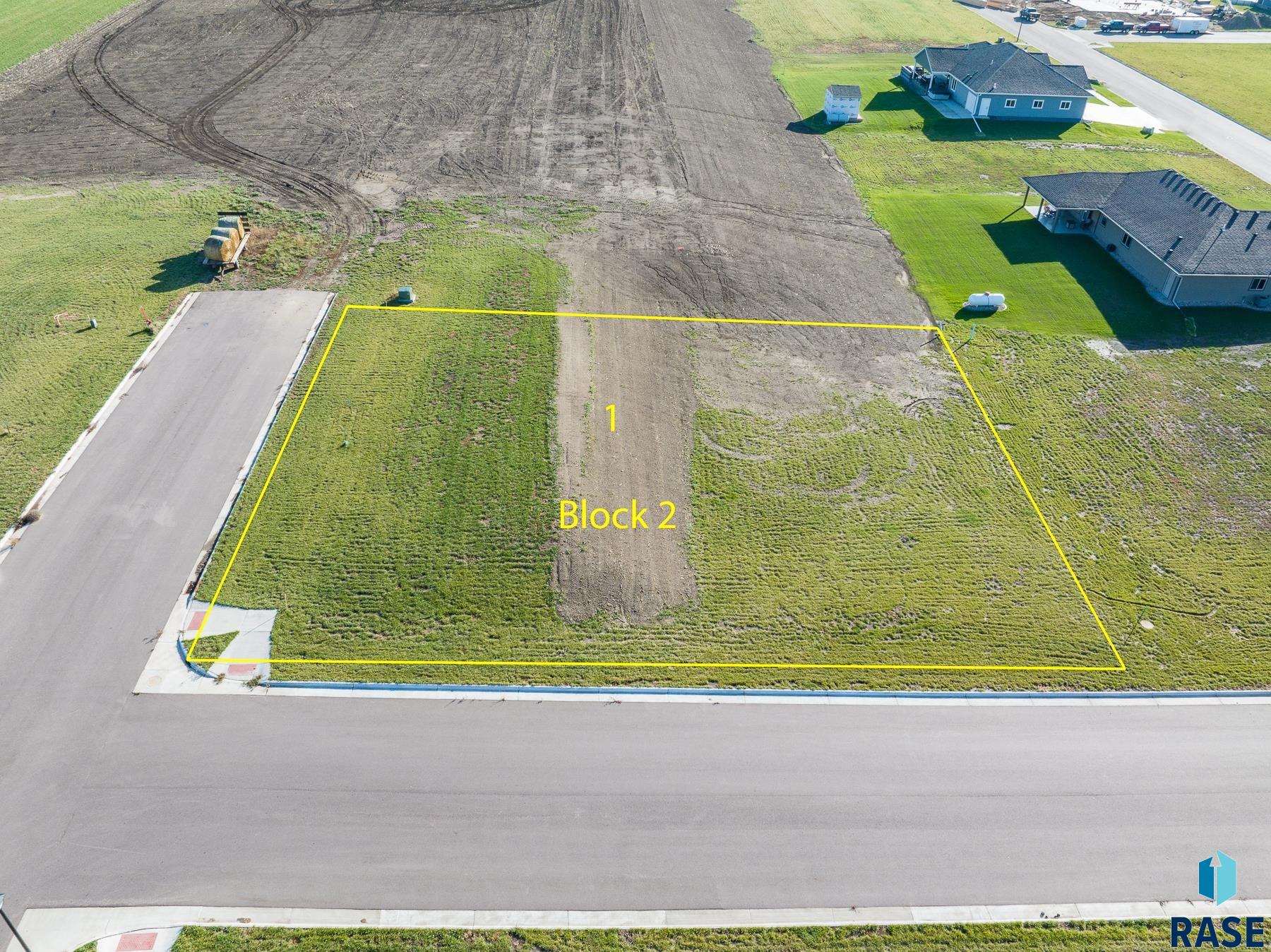 1303 Willard Ln Lane, Larchwood, Iowa image 1