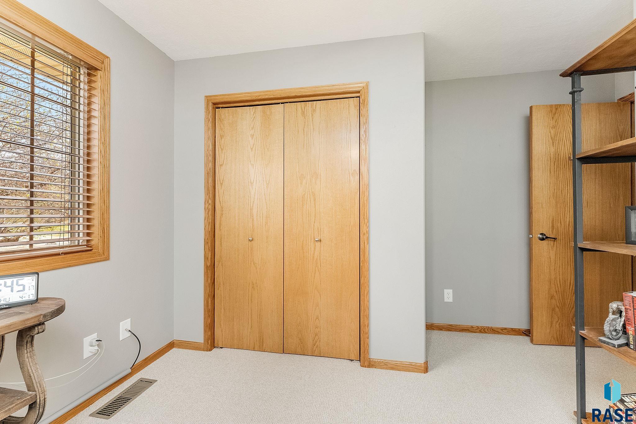 717 W Cascade St Street, Sioux Falls, New Jersey image 17