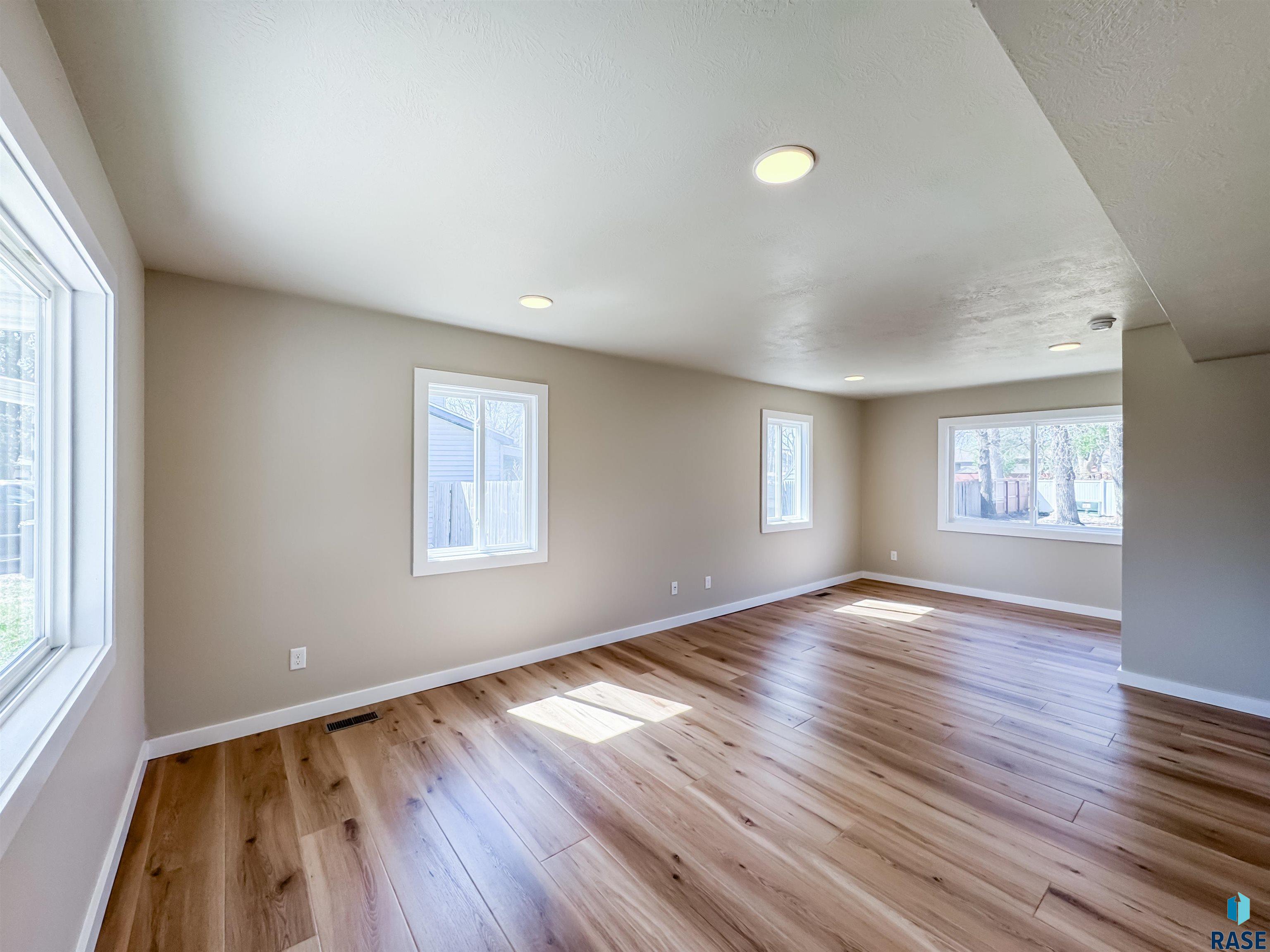 105 N Needles Dr Drive, Brandon, New Jersey image 13