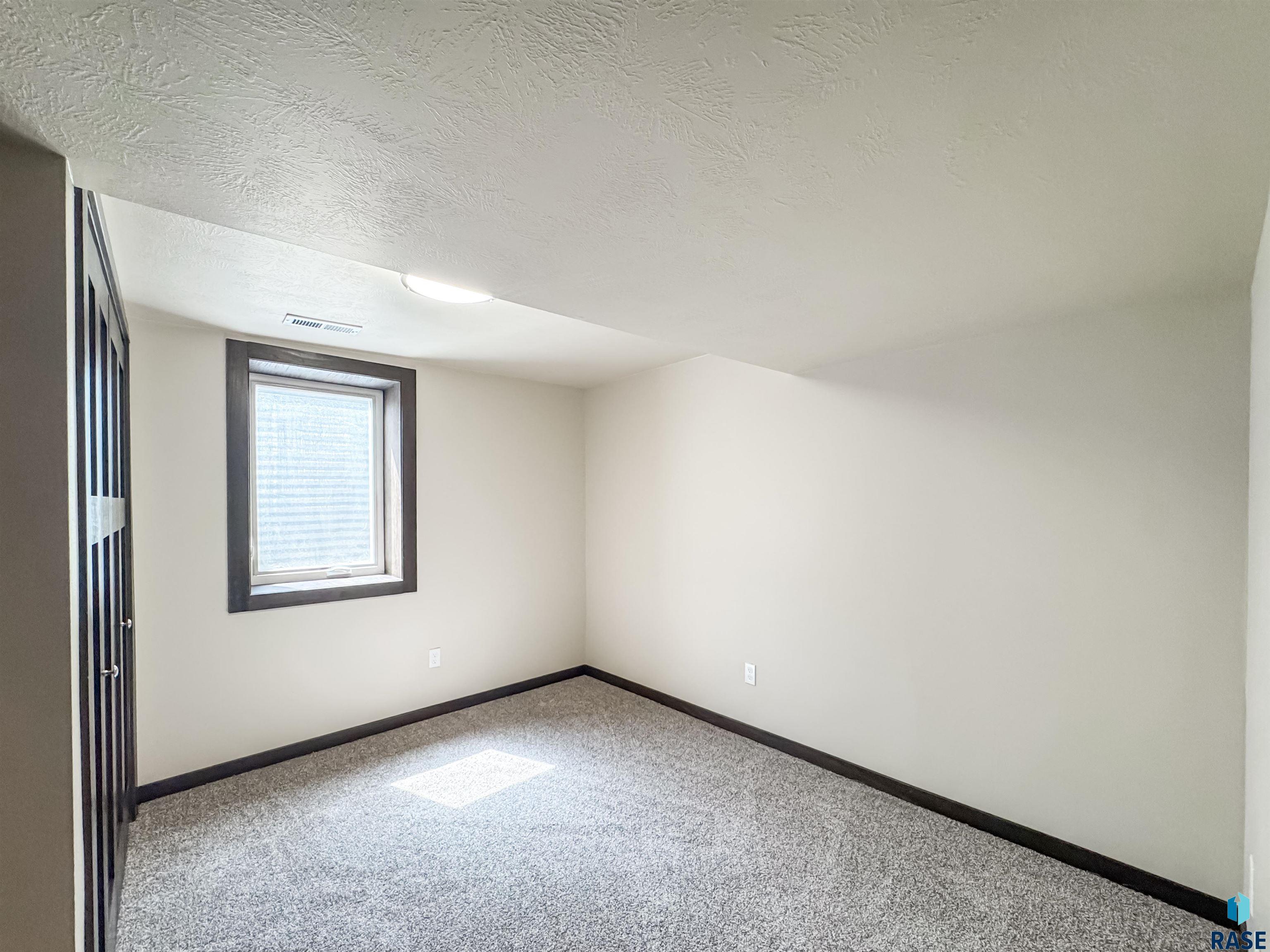 105 N Needles Dr Drive, Brandon, New Jersey image 30