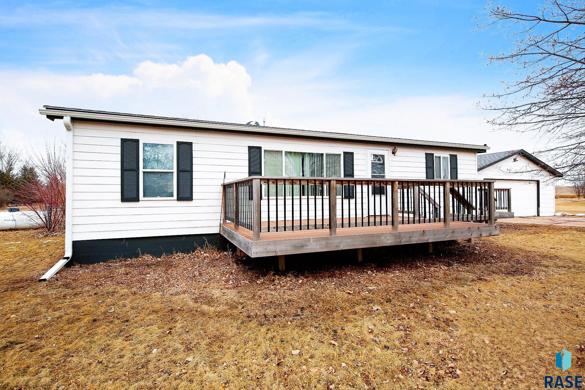 48175 Kim Cir Circle, Brandon, South Dakota image 1