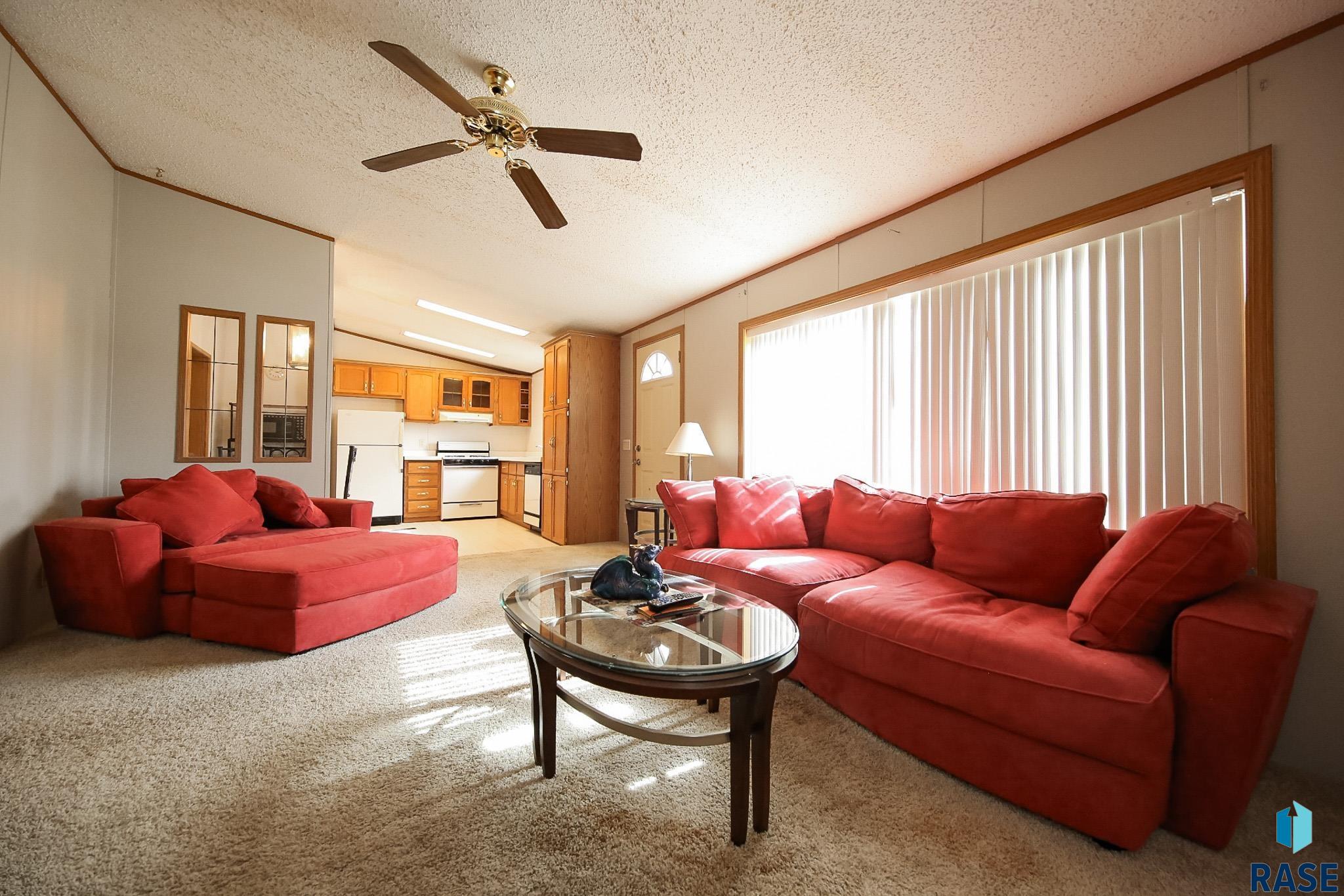 48175 Kim Cir Circle, Brandon, South Dakota image 7