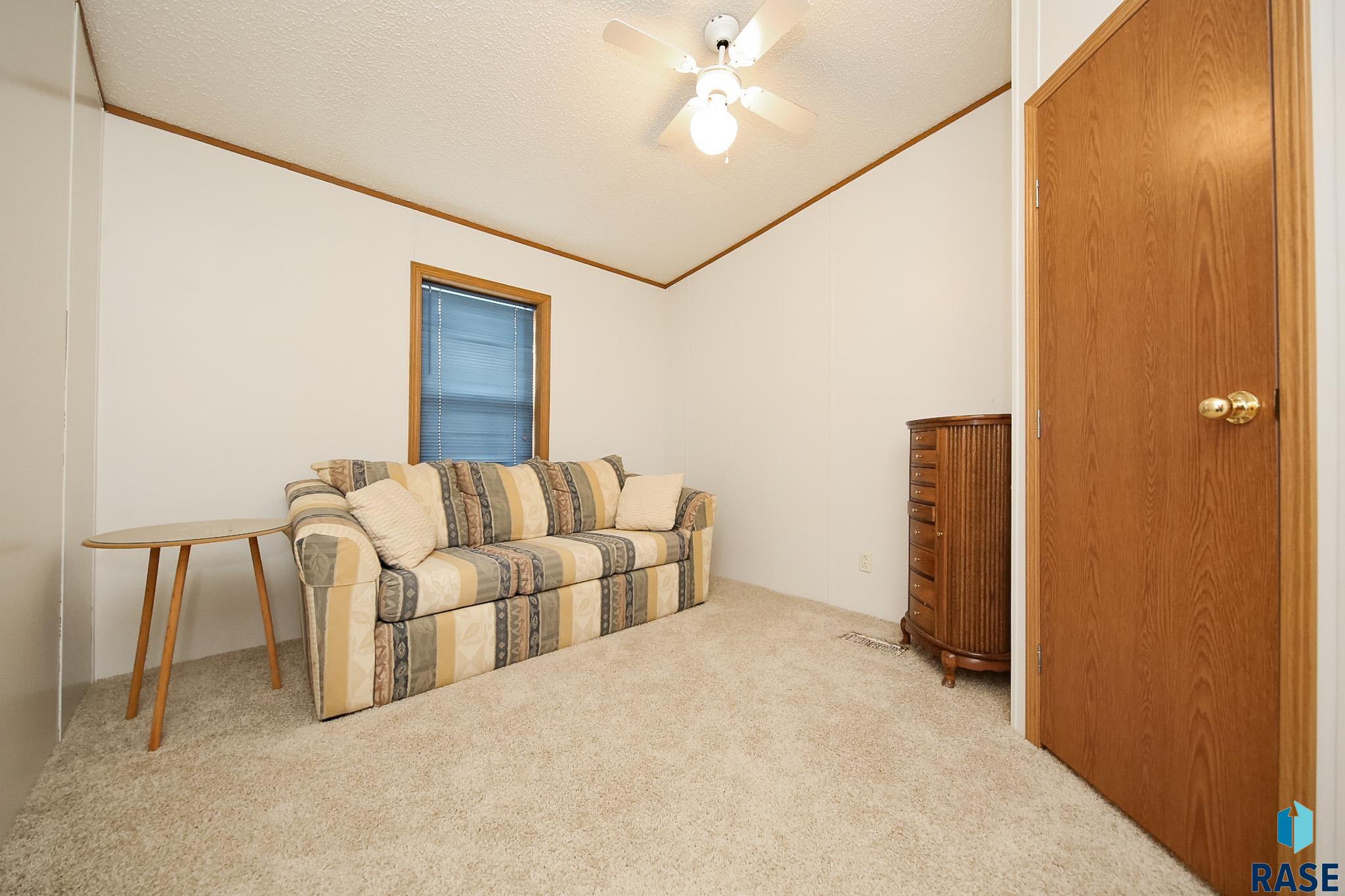 48175 Kim Cir Circle, Brandon, South Dakota image 14