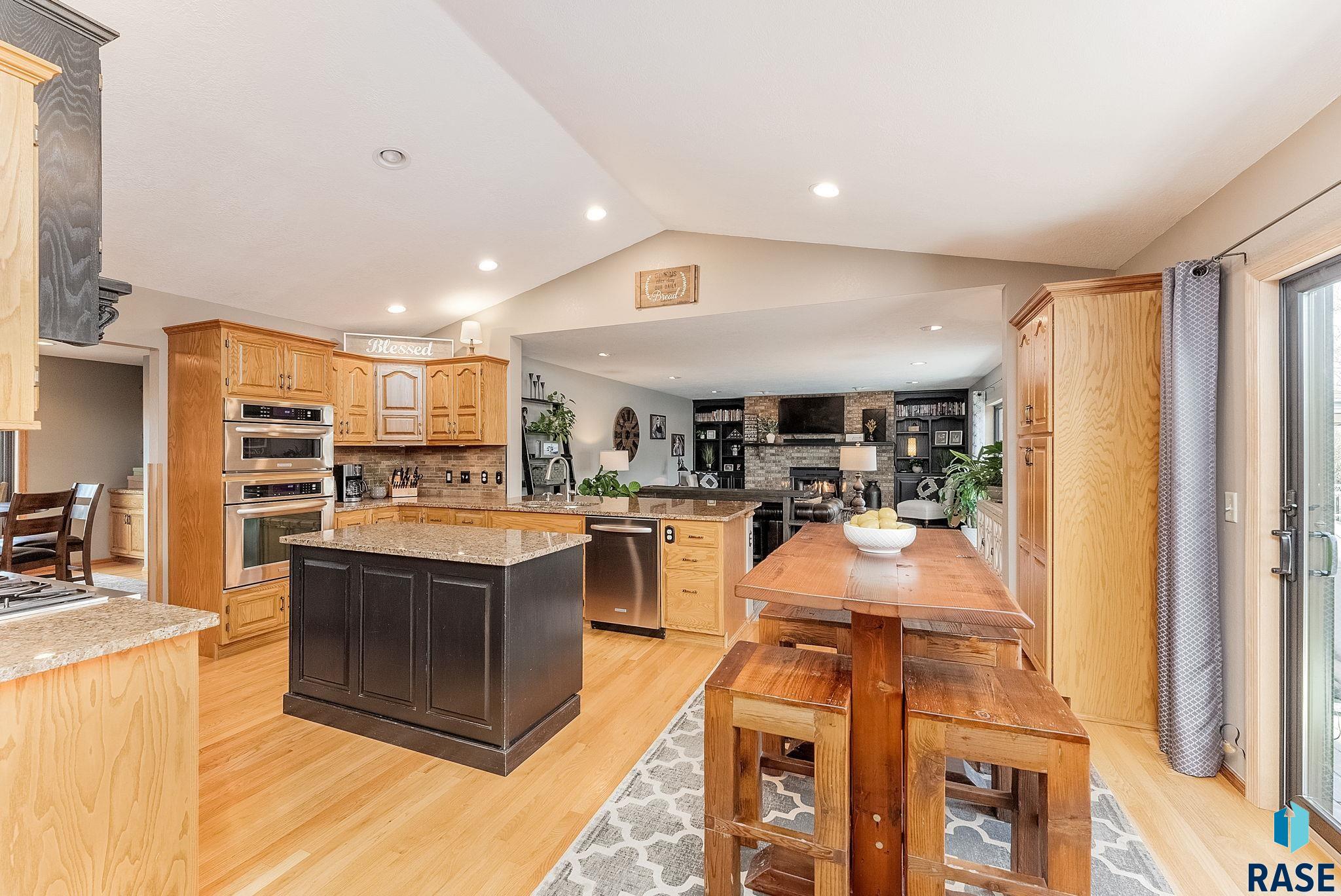 408 N Oak Ridge Rd Road, Brandon, South Dakota image 10