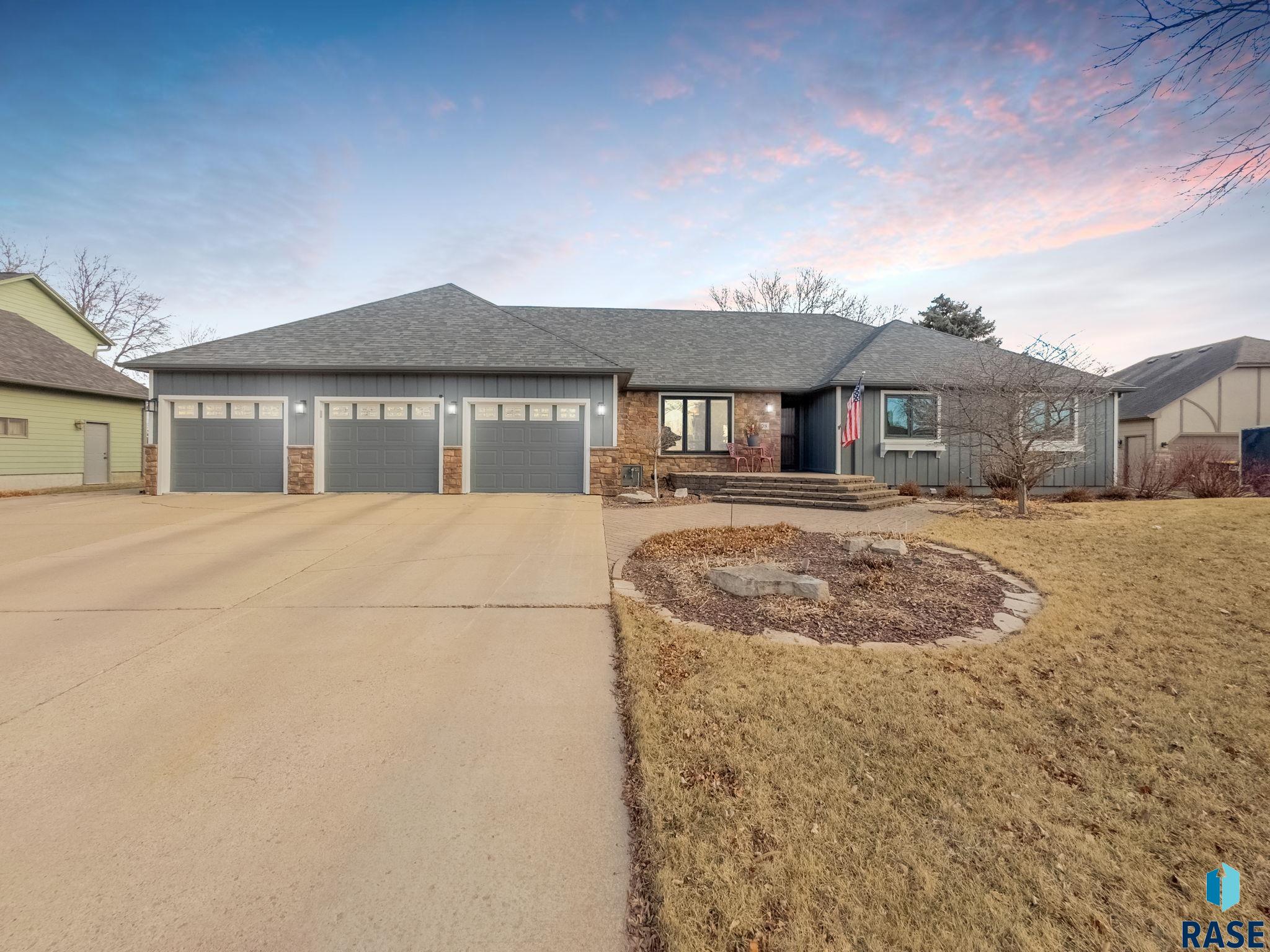 408 N Oak Ridge Rd Road, Brandon, South Dakota image 3