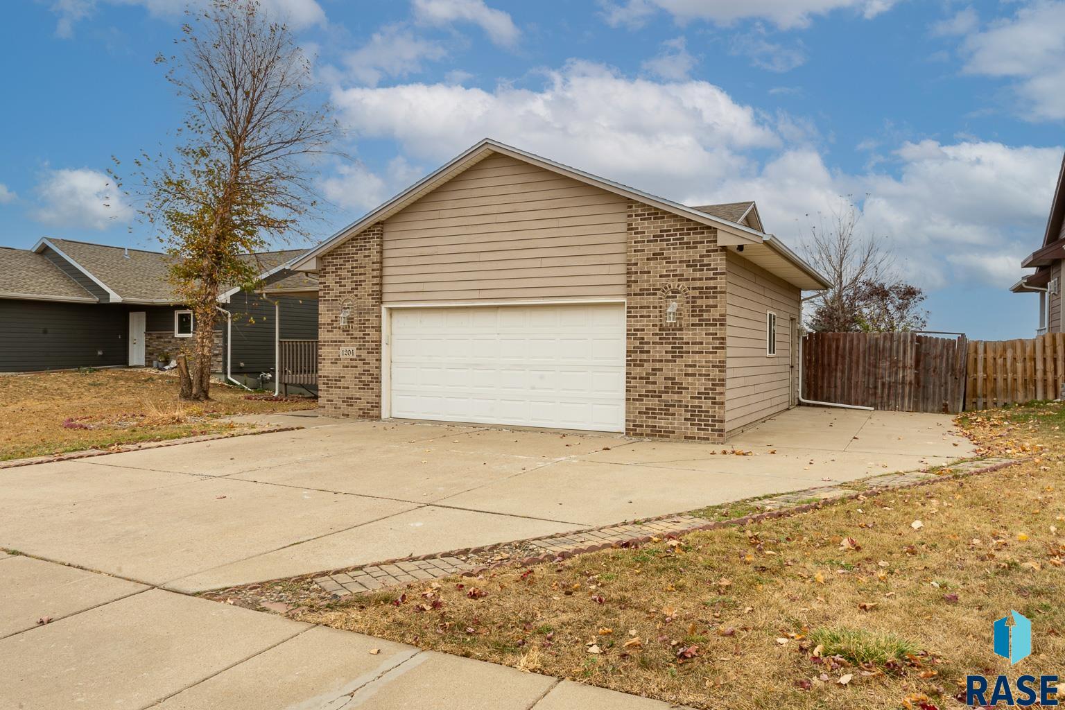 1204 N Archer Dr Drive, Sioux Falls, South Dakota image 2