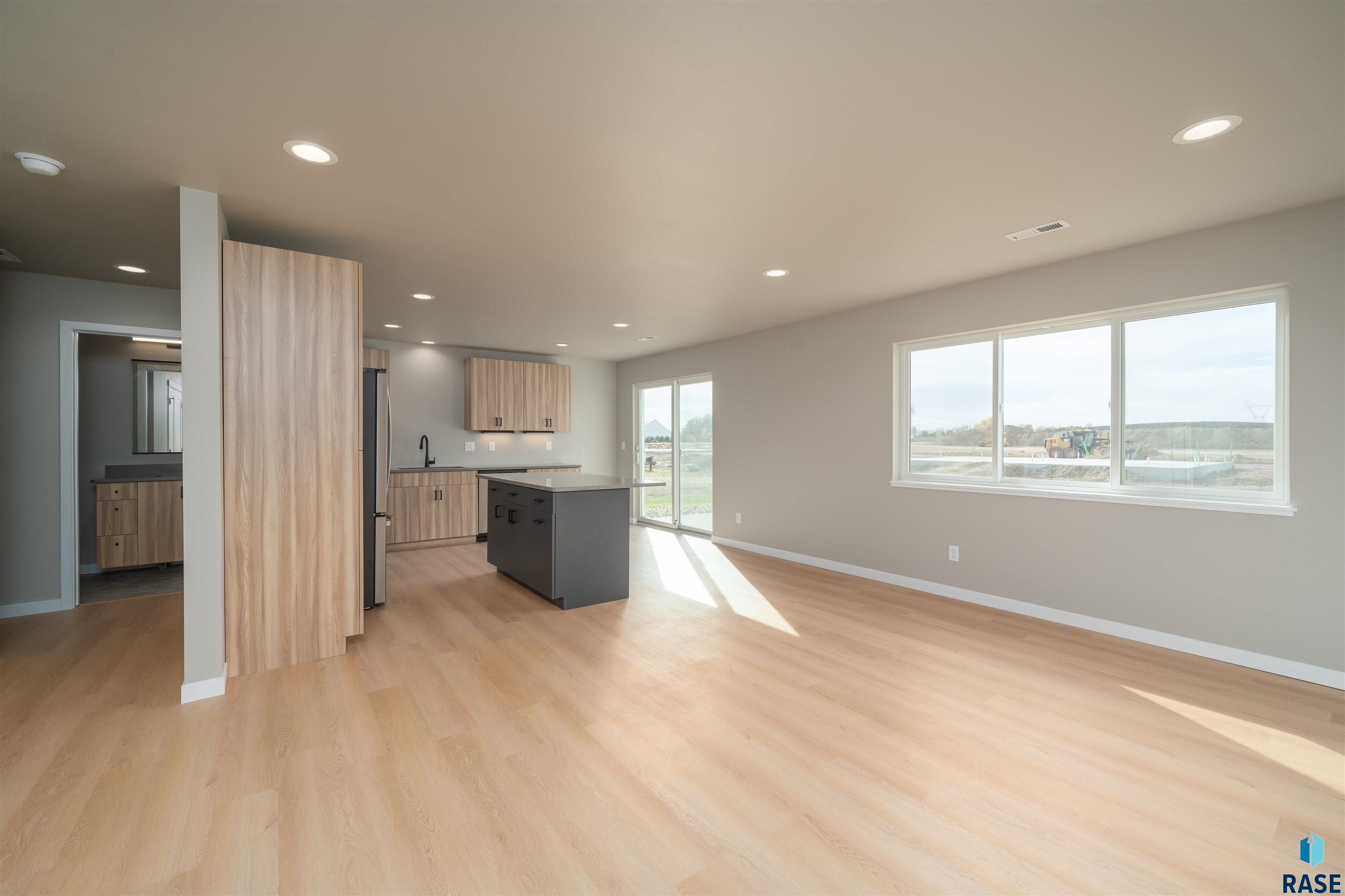 535 Bunyan Dr Drive, Harrisburg, South Dakota image 6