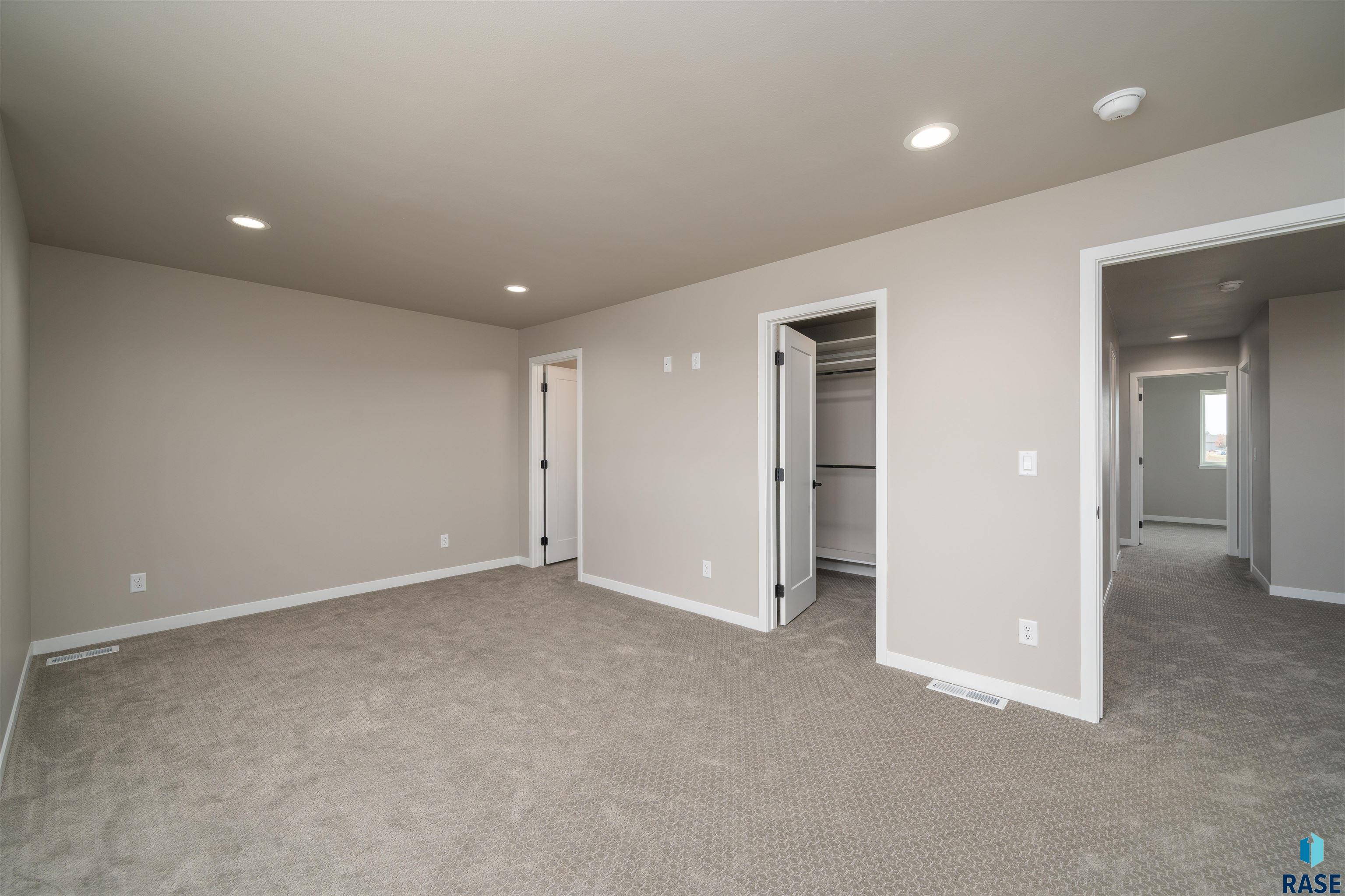 535 Bunyan Dr Drive, Harrisburg, South Dakota image 13