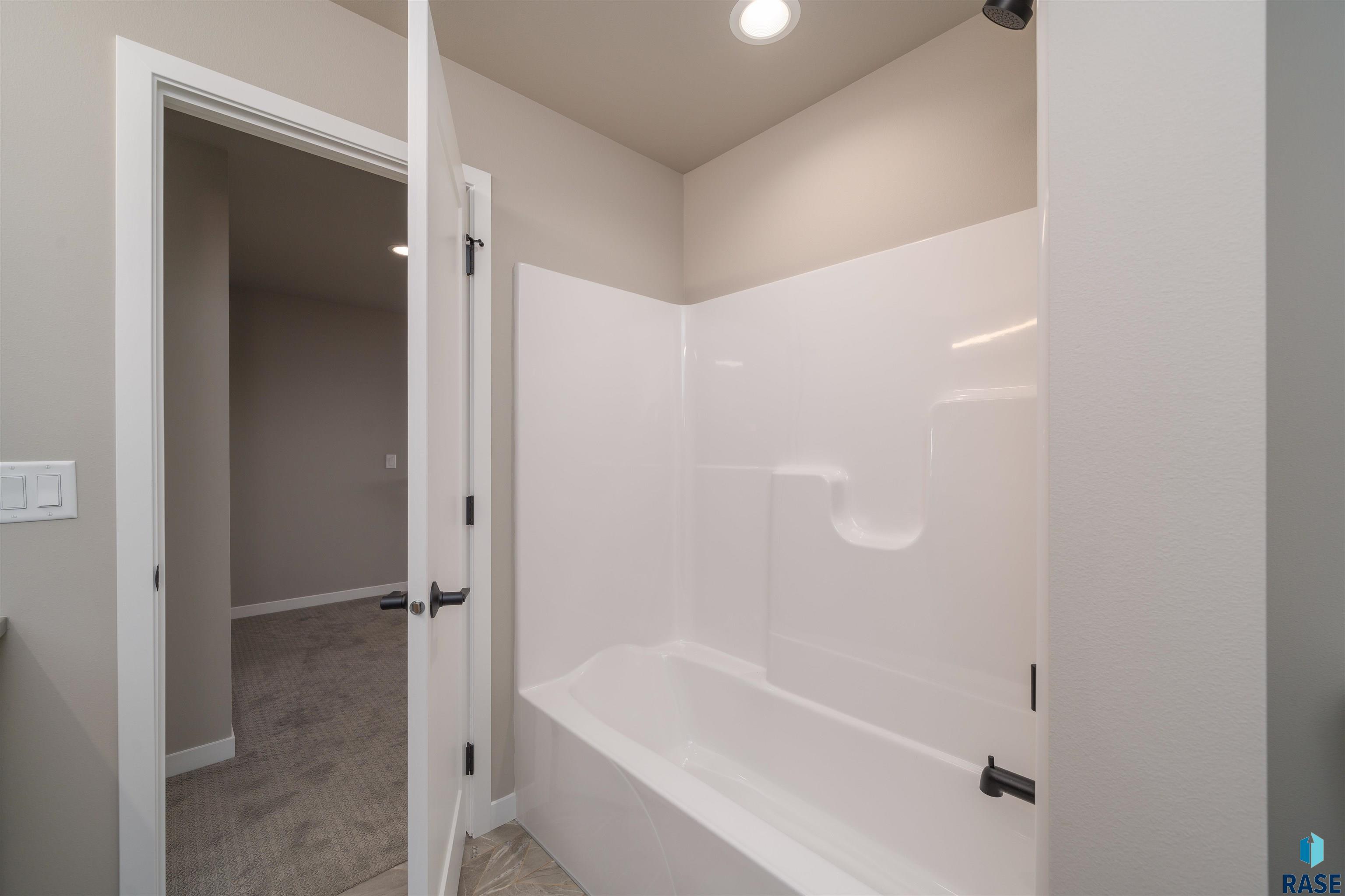 535 Bunyan Dr Drive, Harrisburg, South Dakota image 17