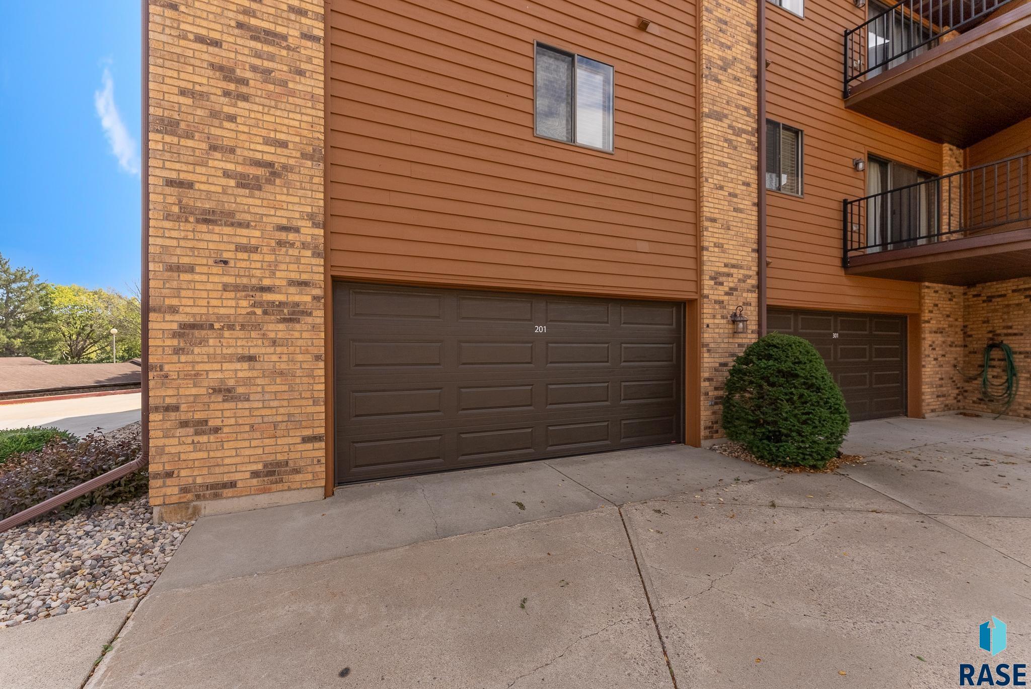 3000 W 34th St Street #201, Sioux Falls, South Dakota image 2