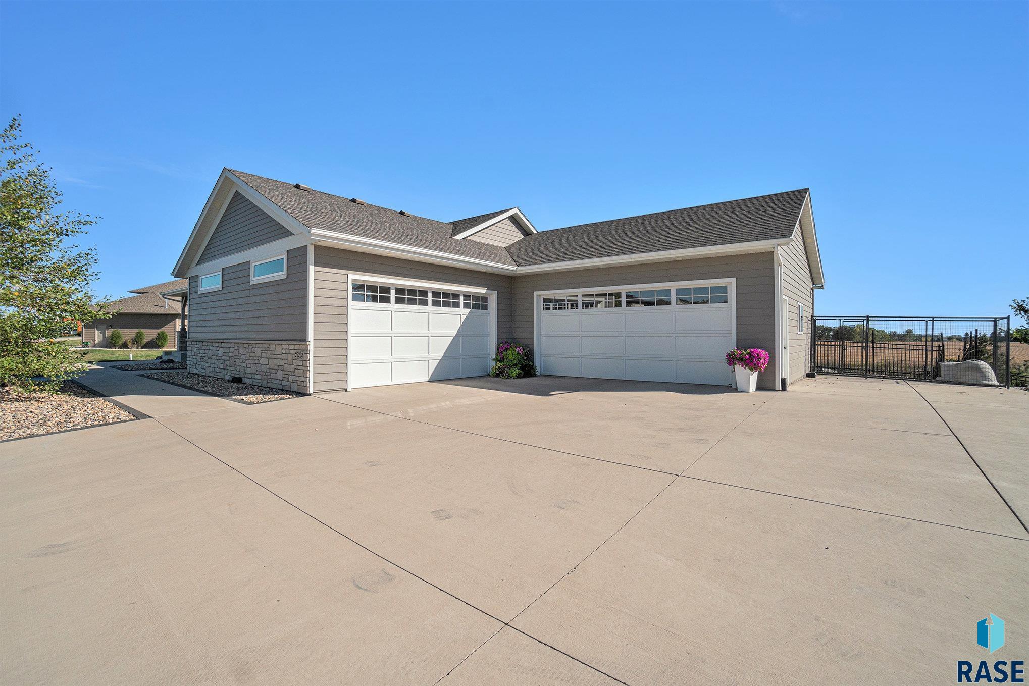 27235 Regal Ct Court, Sioux Falls, South Dakota image 47