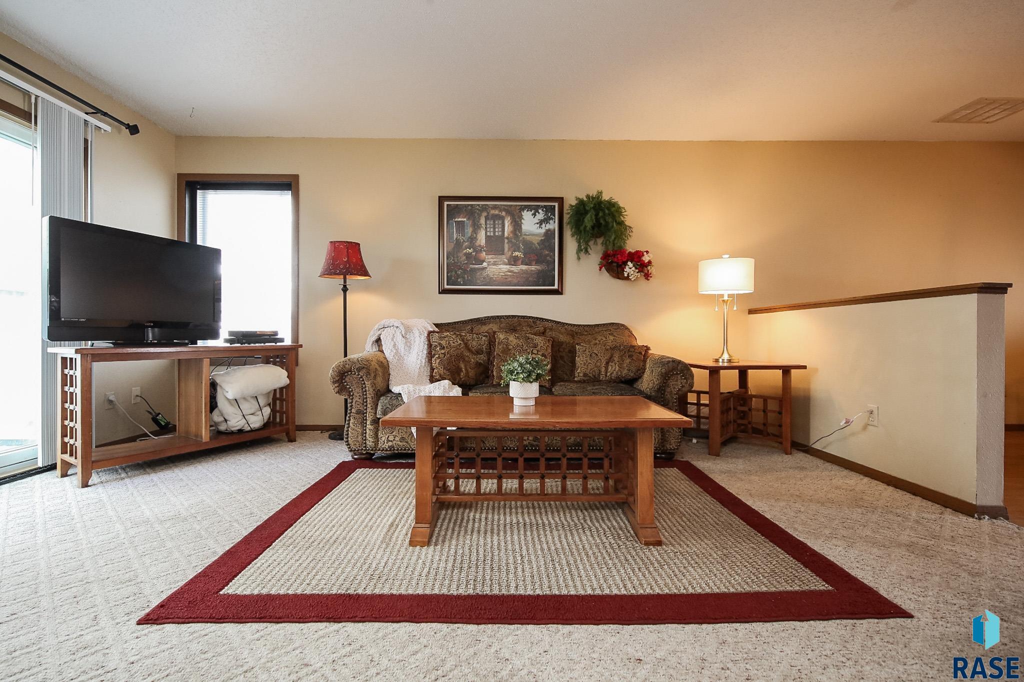 1204 S Newport Pl Place, Sioux Falls, New Jersey image 12