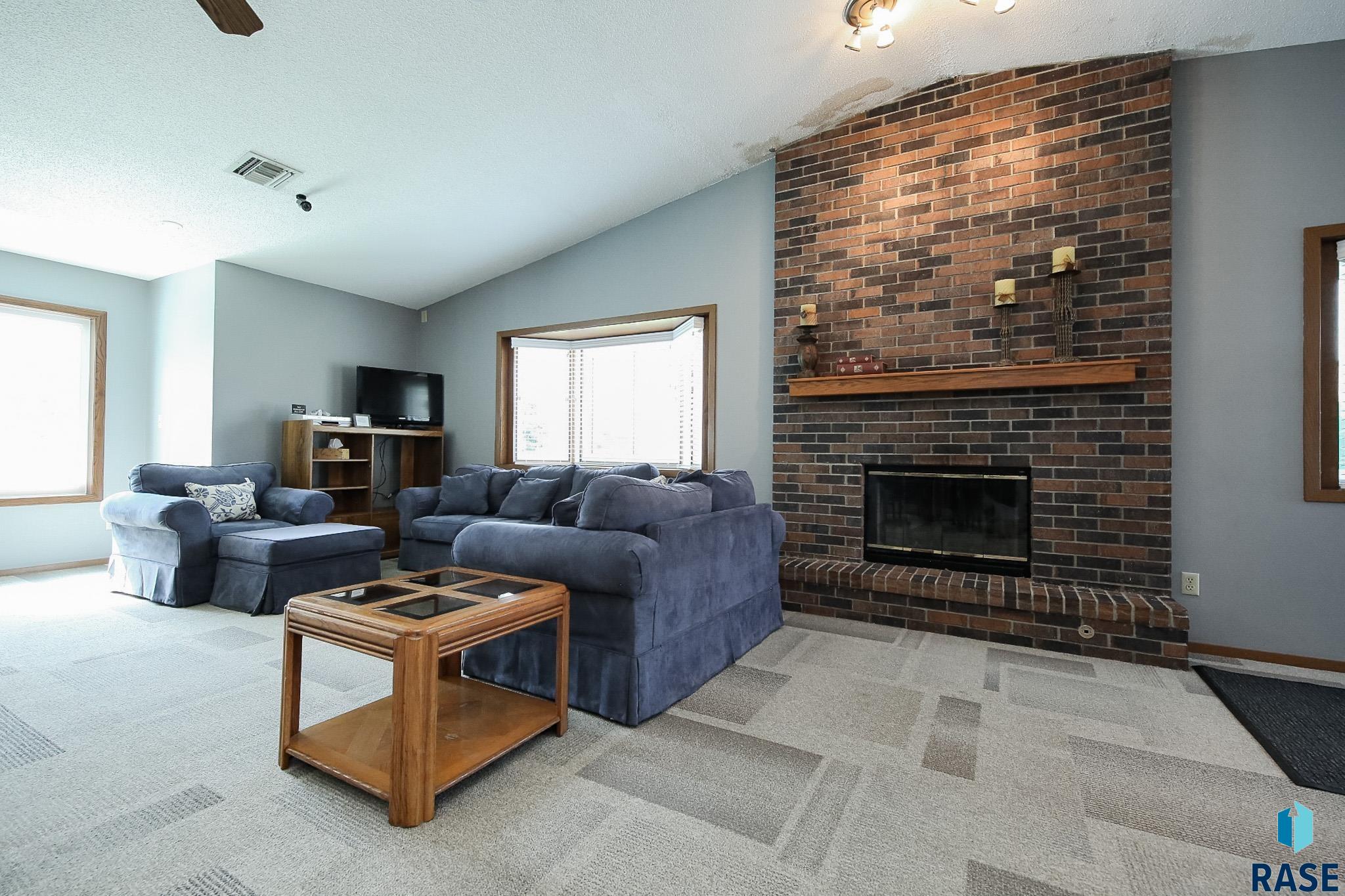 1204 S Newport Pl Place, Sioux Falls, New Jersey image 25