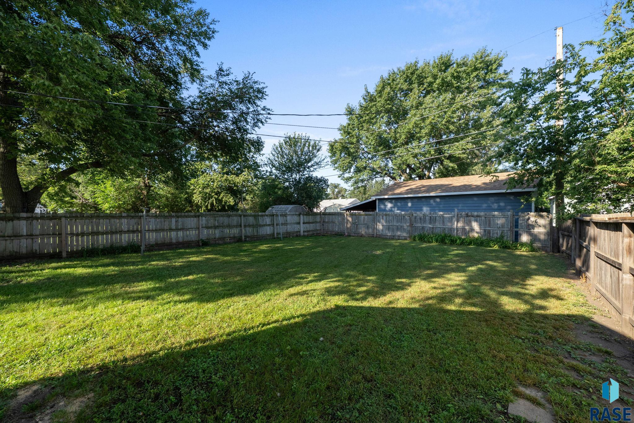 Sioux Falls, South Dakota 57104, United States, 2 Bedrooms Bedrooms, ,2 BathroomsBathrooms,Residential,Pending,203049