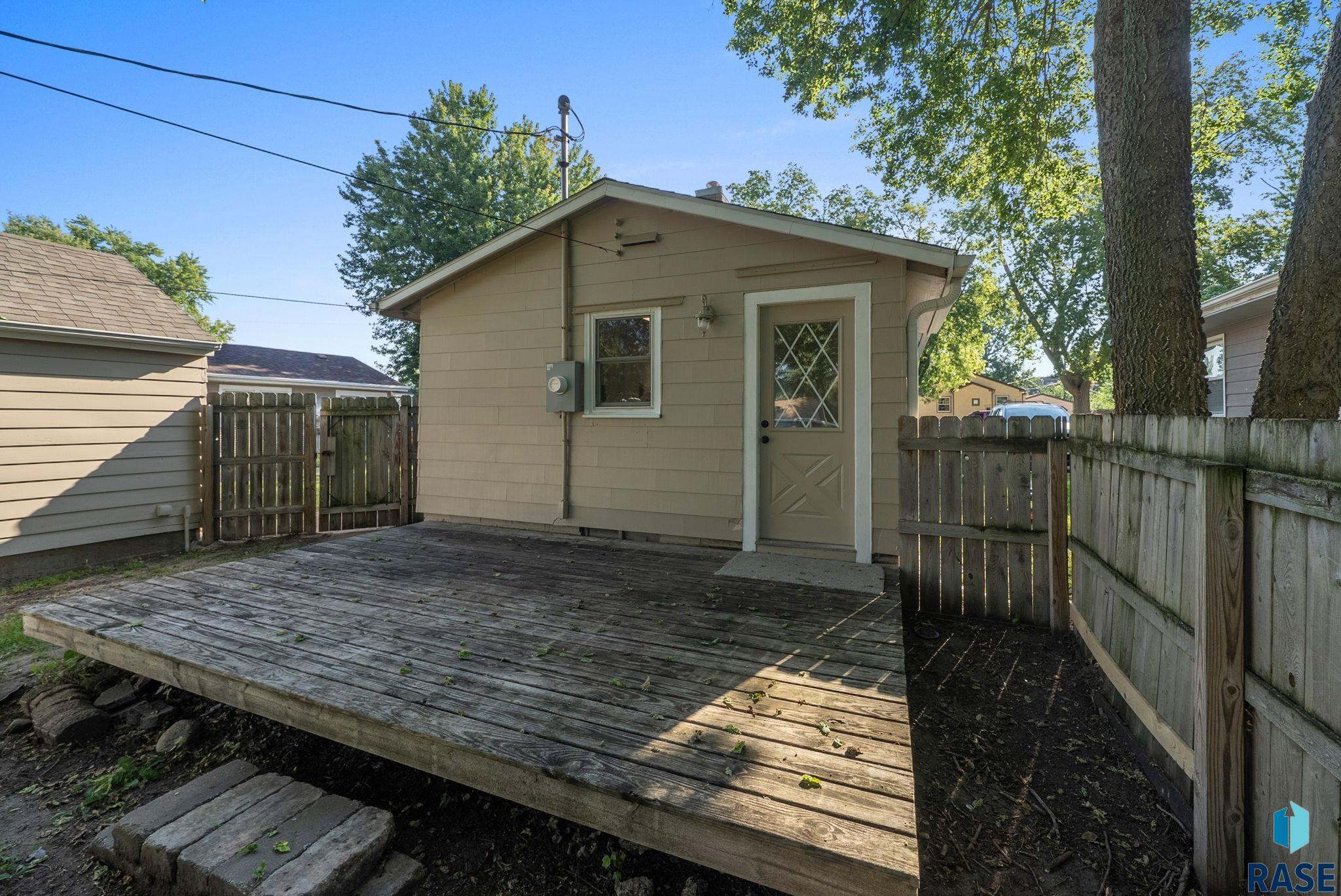 Sioux Falls, South Dakota 57104, United States, 2 Bedrooms Bedrooms, ,2 BathroomsBathrooms,Residential,Pending,203049