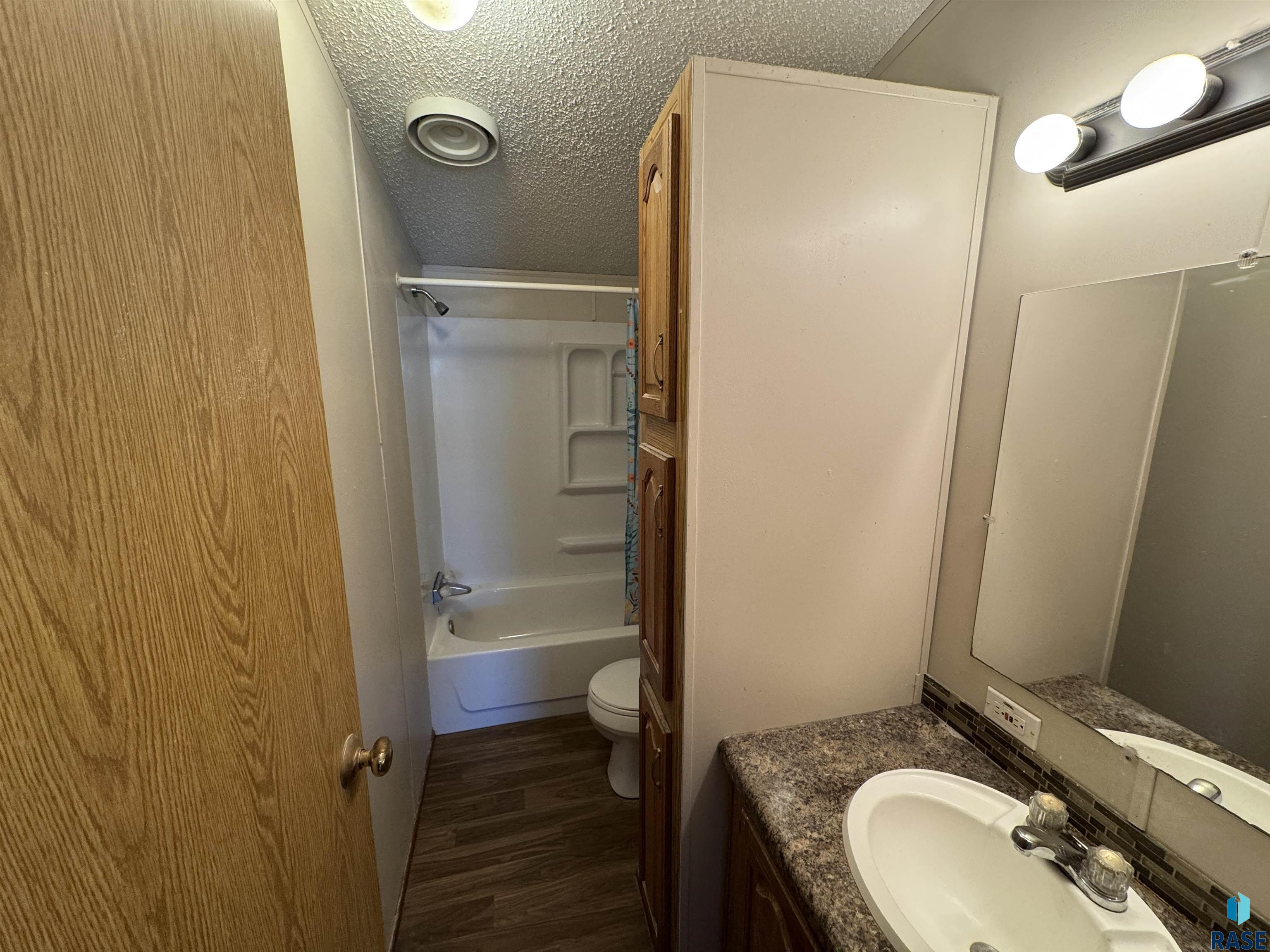 1301 N Wayland Pl Place, Sioux Falls, South Dakota image 17