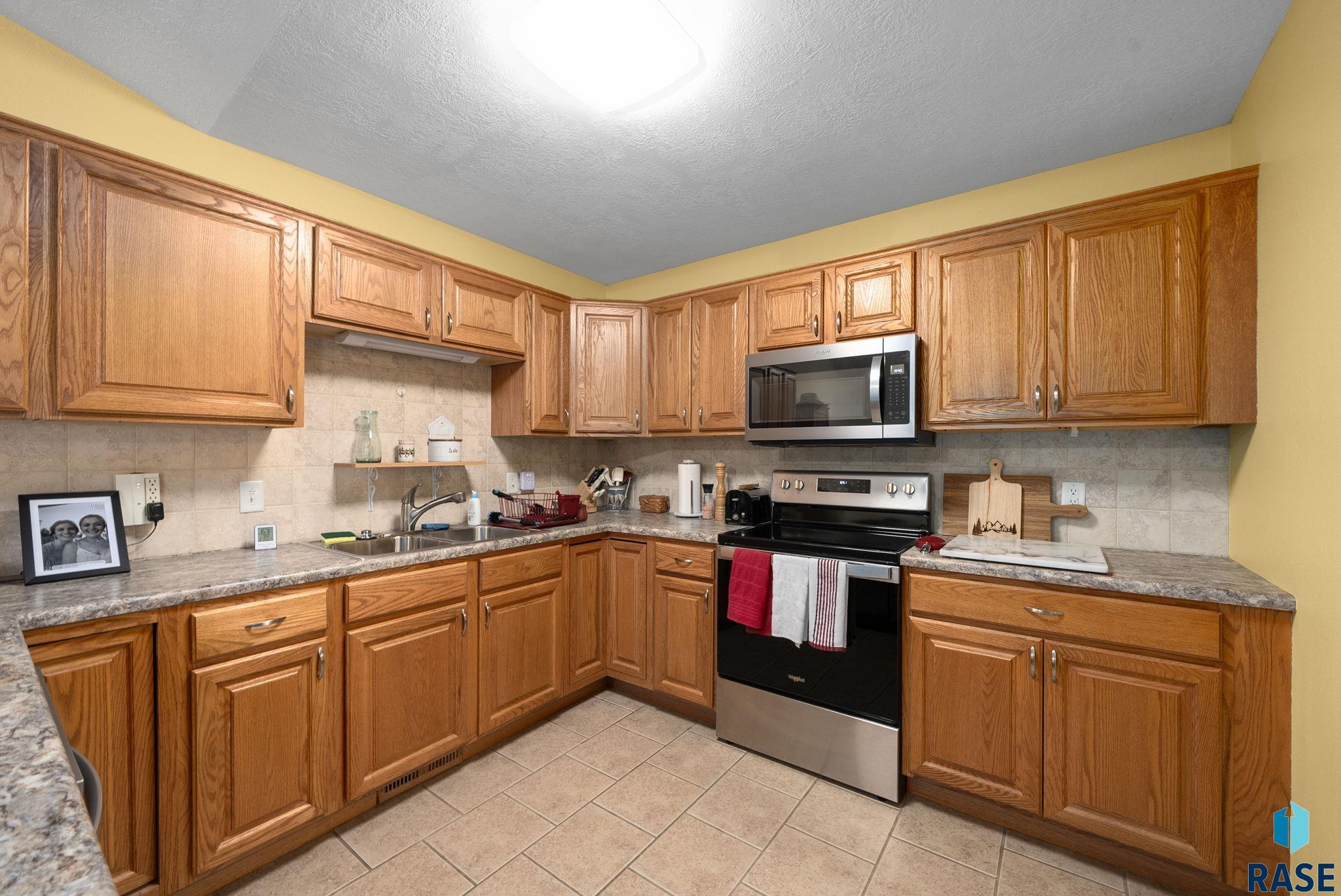 1012 E Magnolia Dr Drive, Brandon, New Jersey image 13