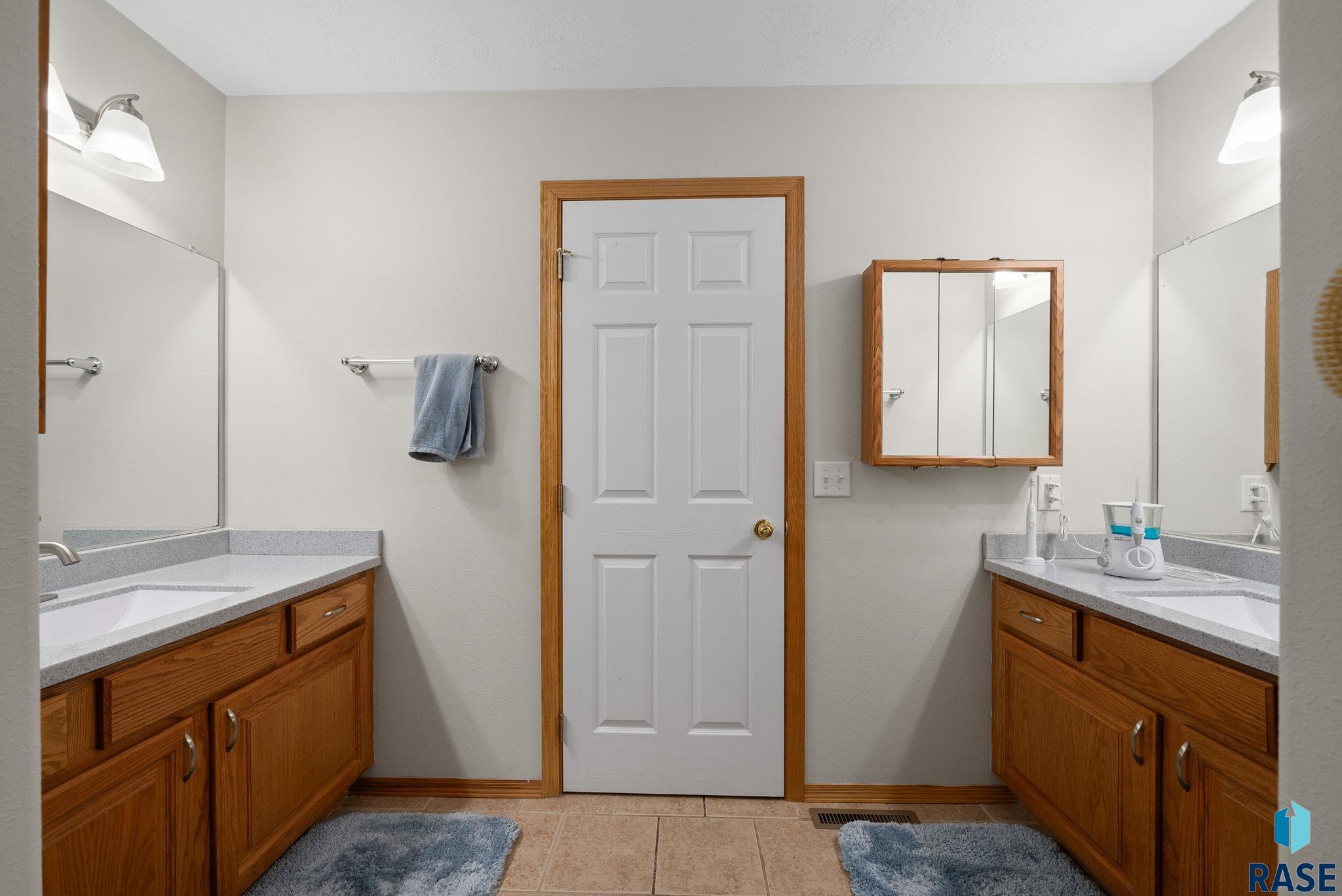 1012 E Magnolia Dr Drive, Brandon, New Jersey image 24