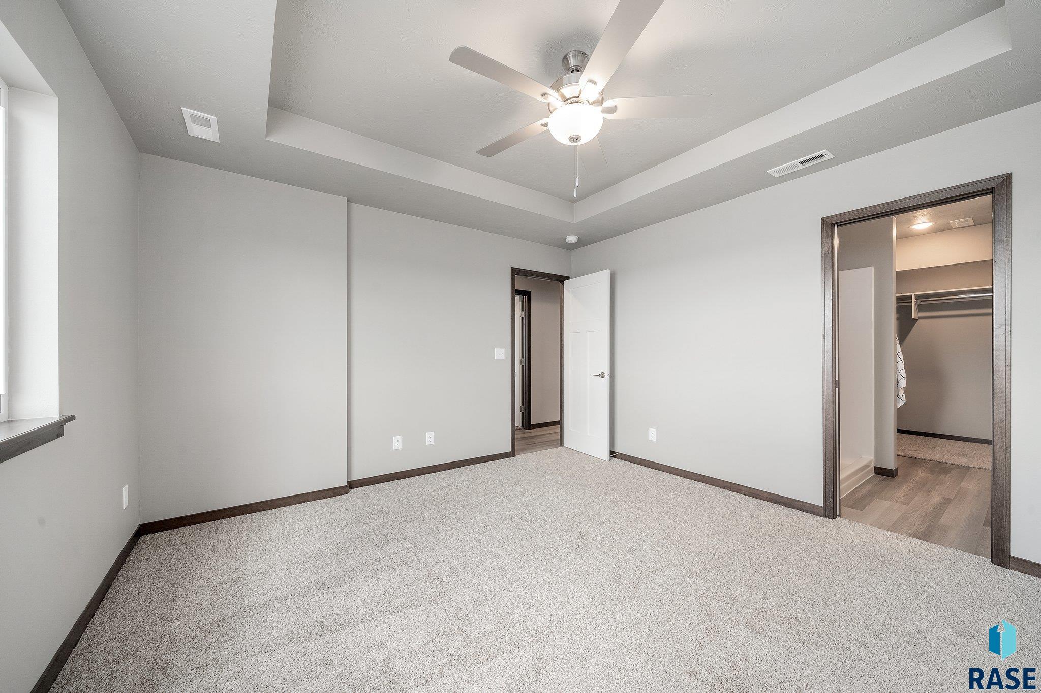 6721 E Thimbleweed St Street #RESIDENCE 405, Sioux Falls, New Jersey image 6