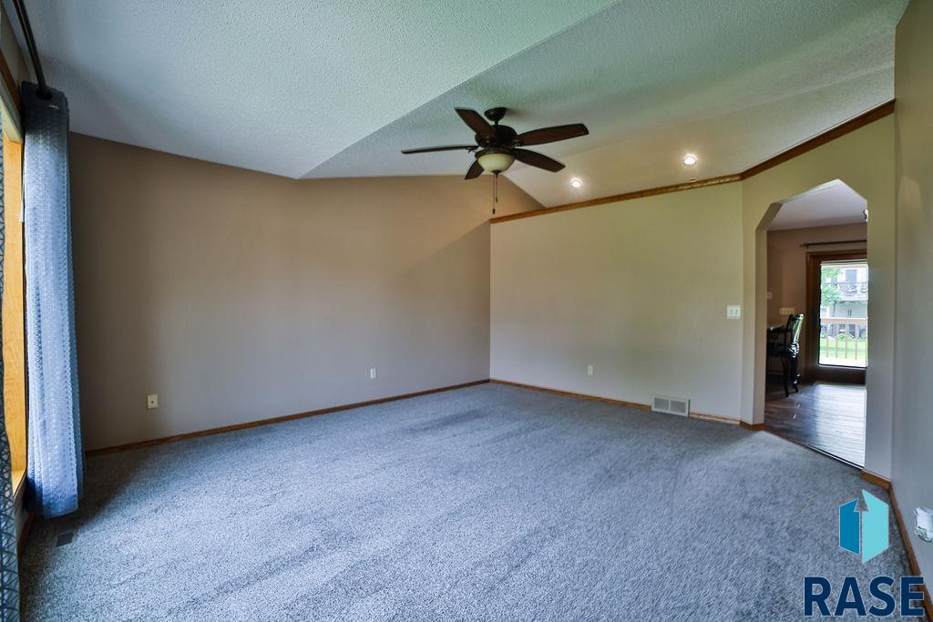 4109 S Bond Ave Avenue, Sioux Falls, New Jersey image 11