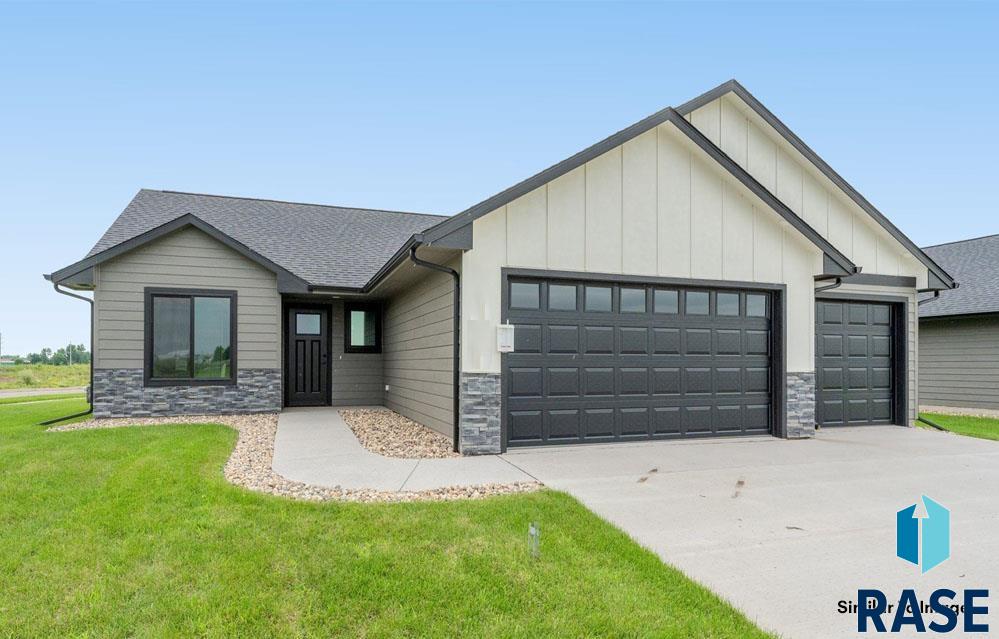 1115 E Wayne Pl Place, Tea, South Dakota image 1