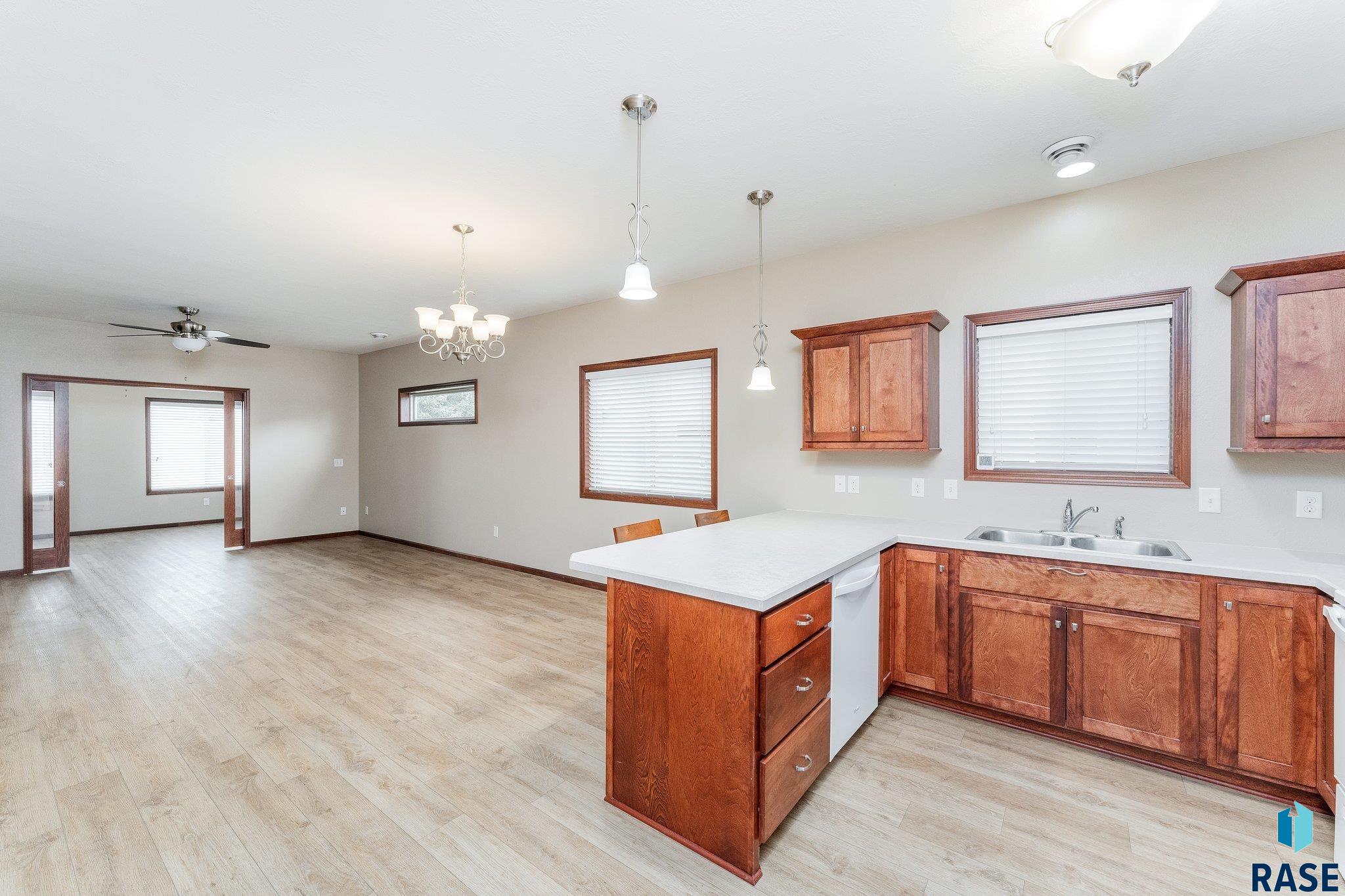 5405 S Westwind Ave Avenue, Sioux Falls, South Dakota image 5